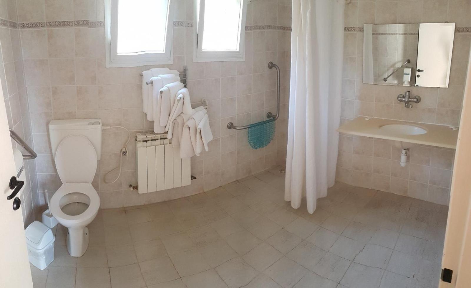 Family Room - Disability Access photo 3
