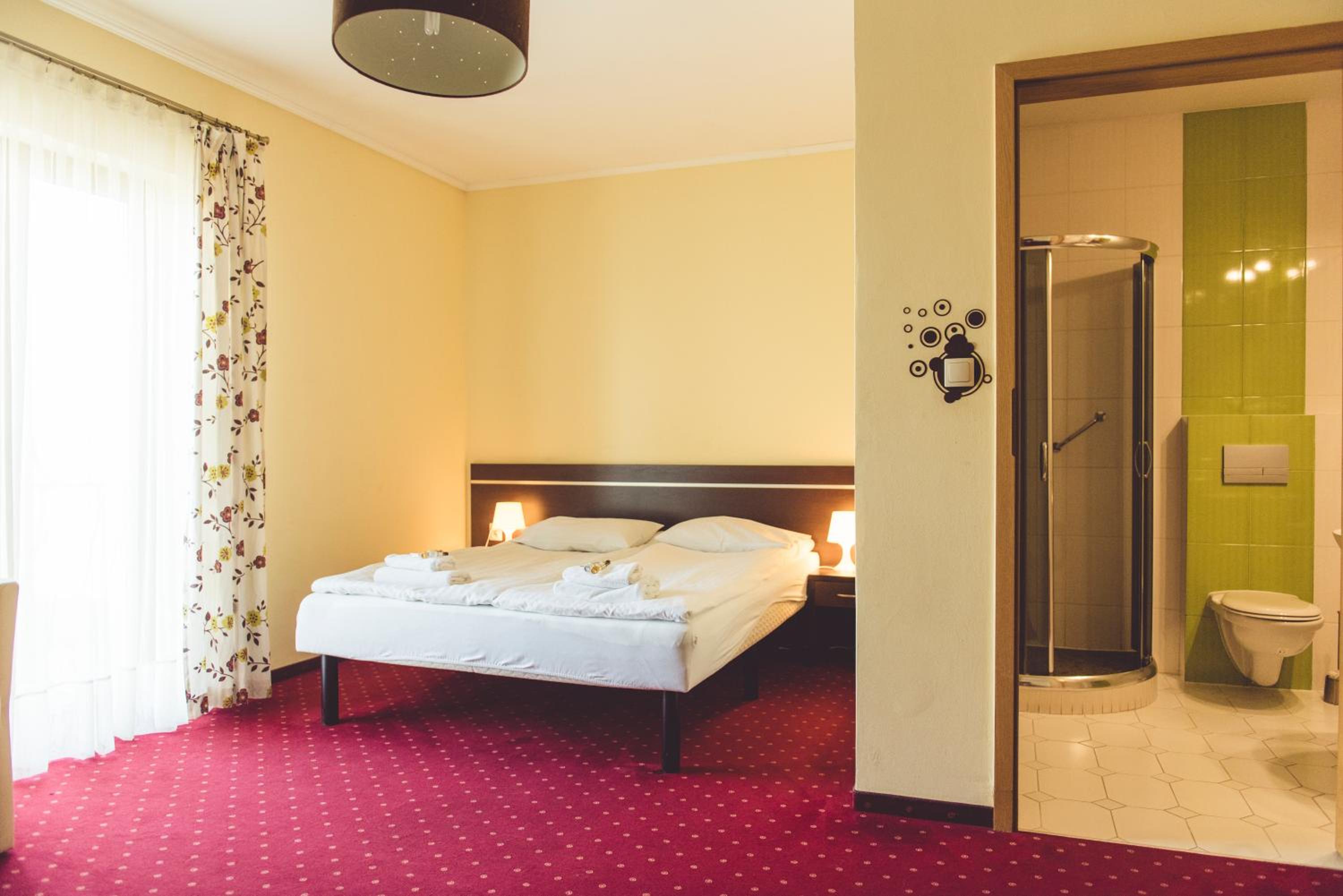 Double Room - Photo 19