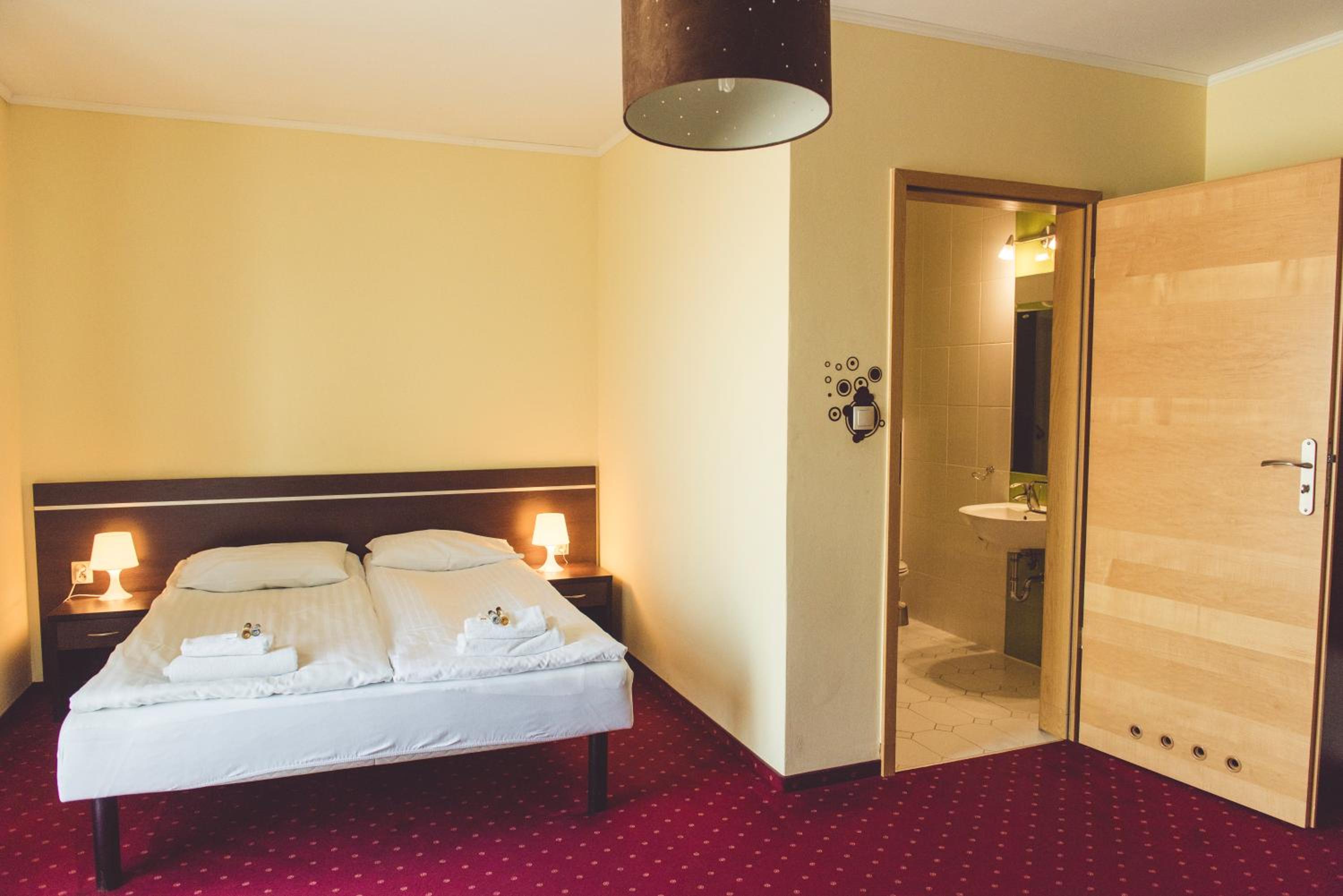 Double Room - Photo 1