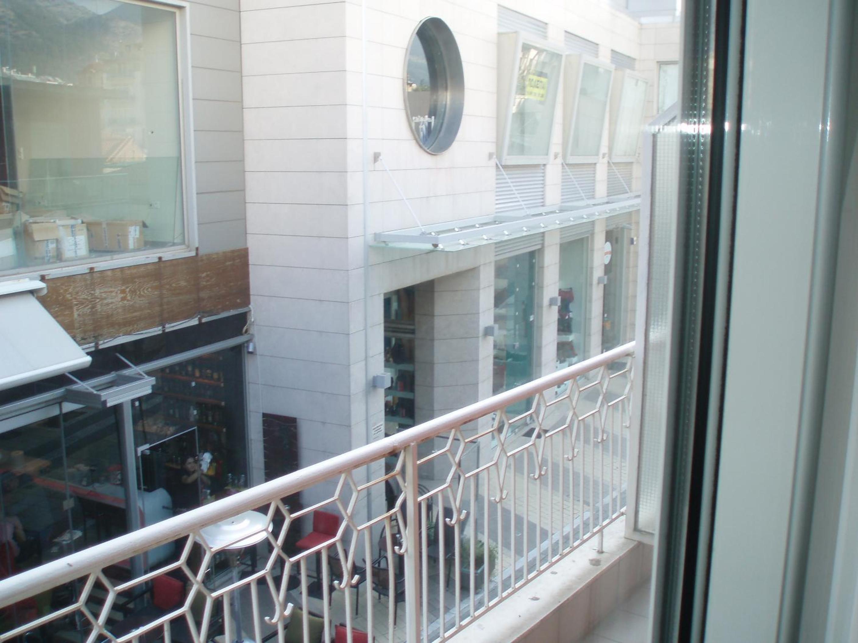 Twin Room - Photo 3