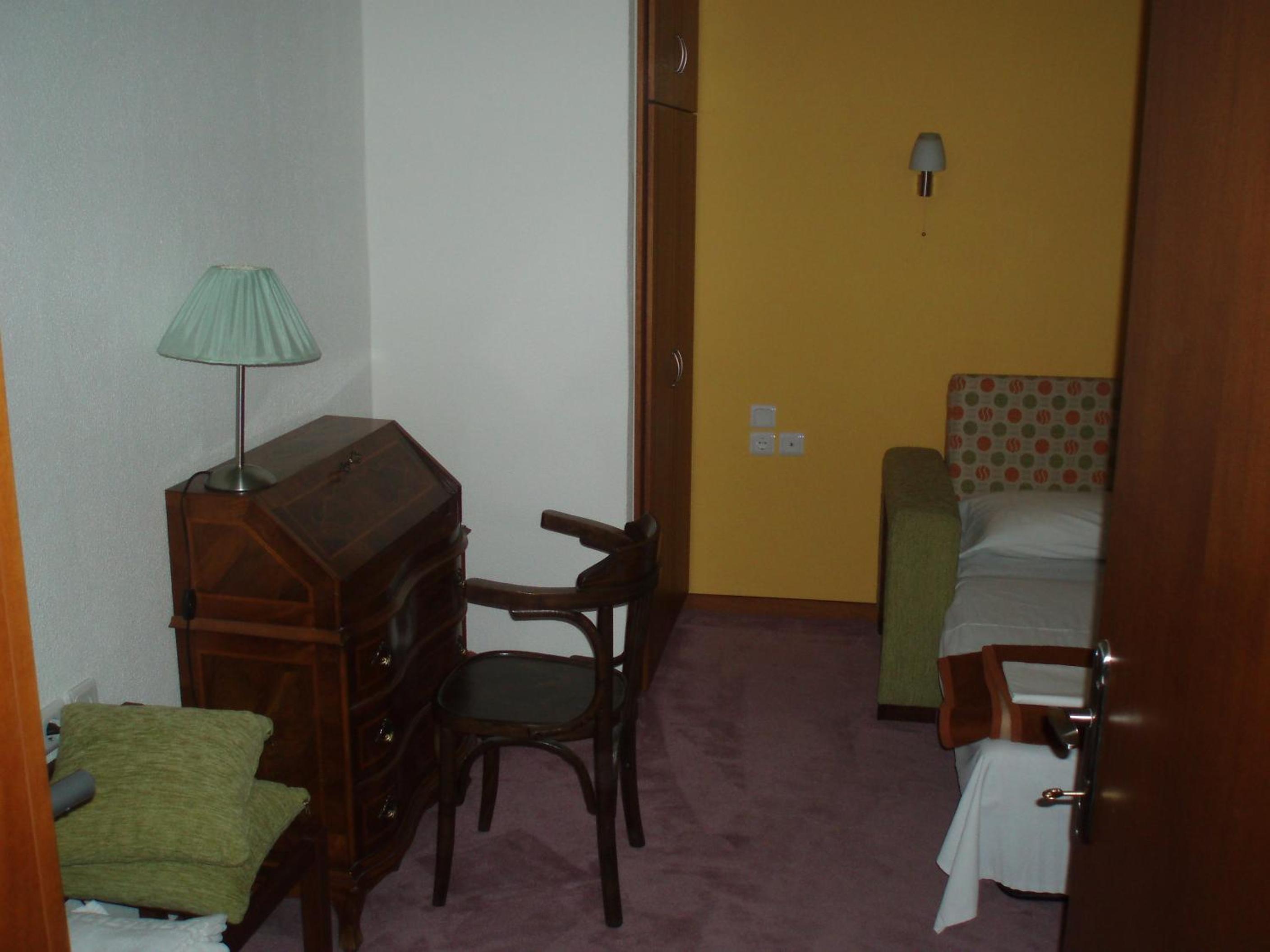 Suite with Spa Bath - Photo 2