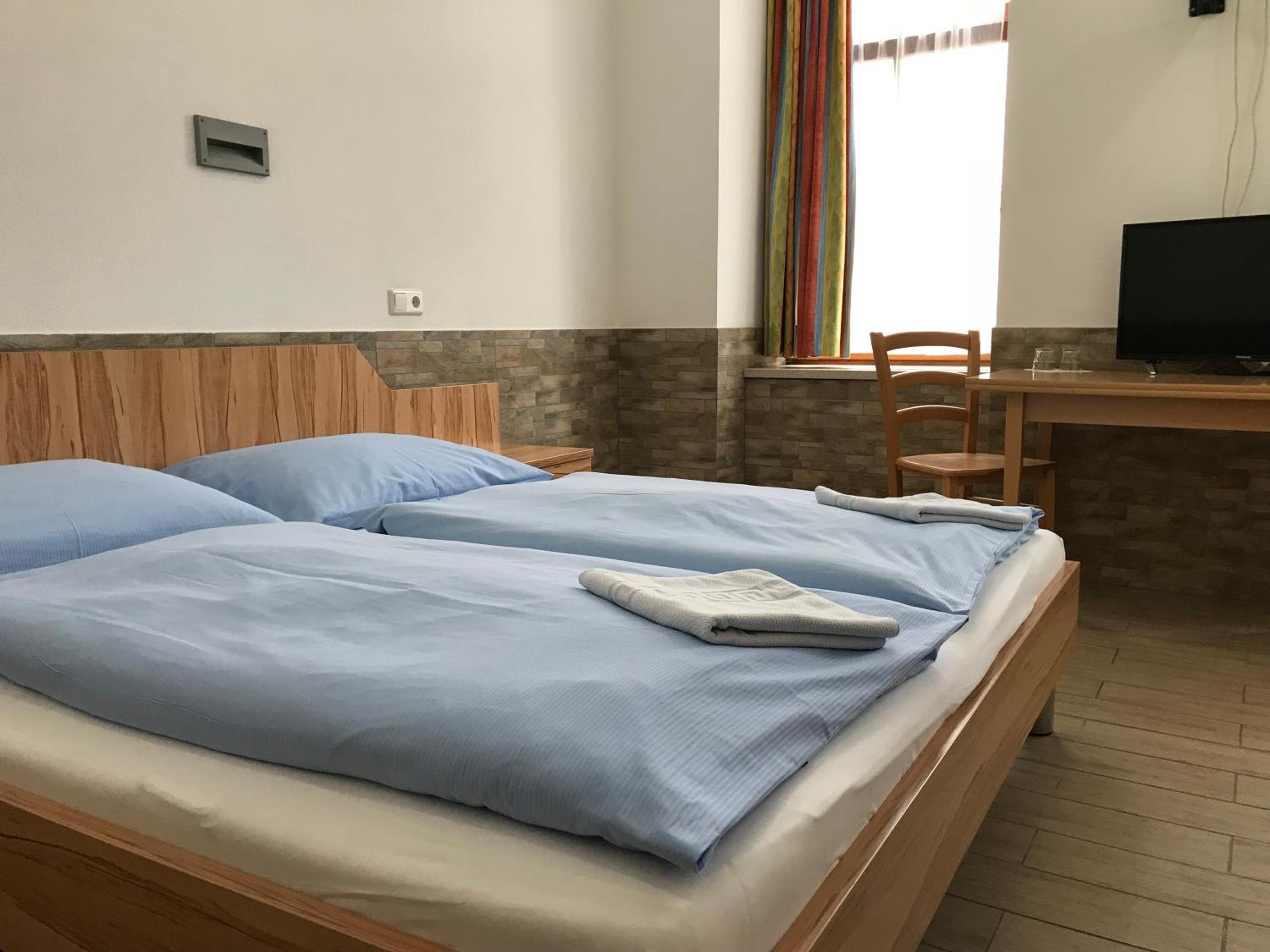 Double Room with Shower