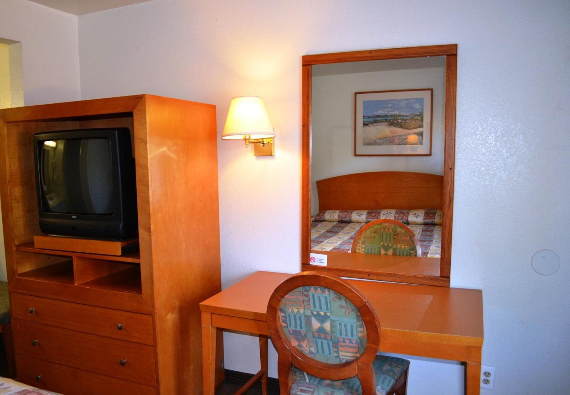 Double Room with Two Double Beds photo 1
