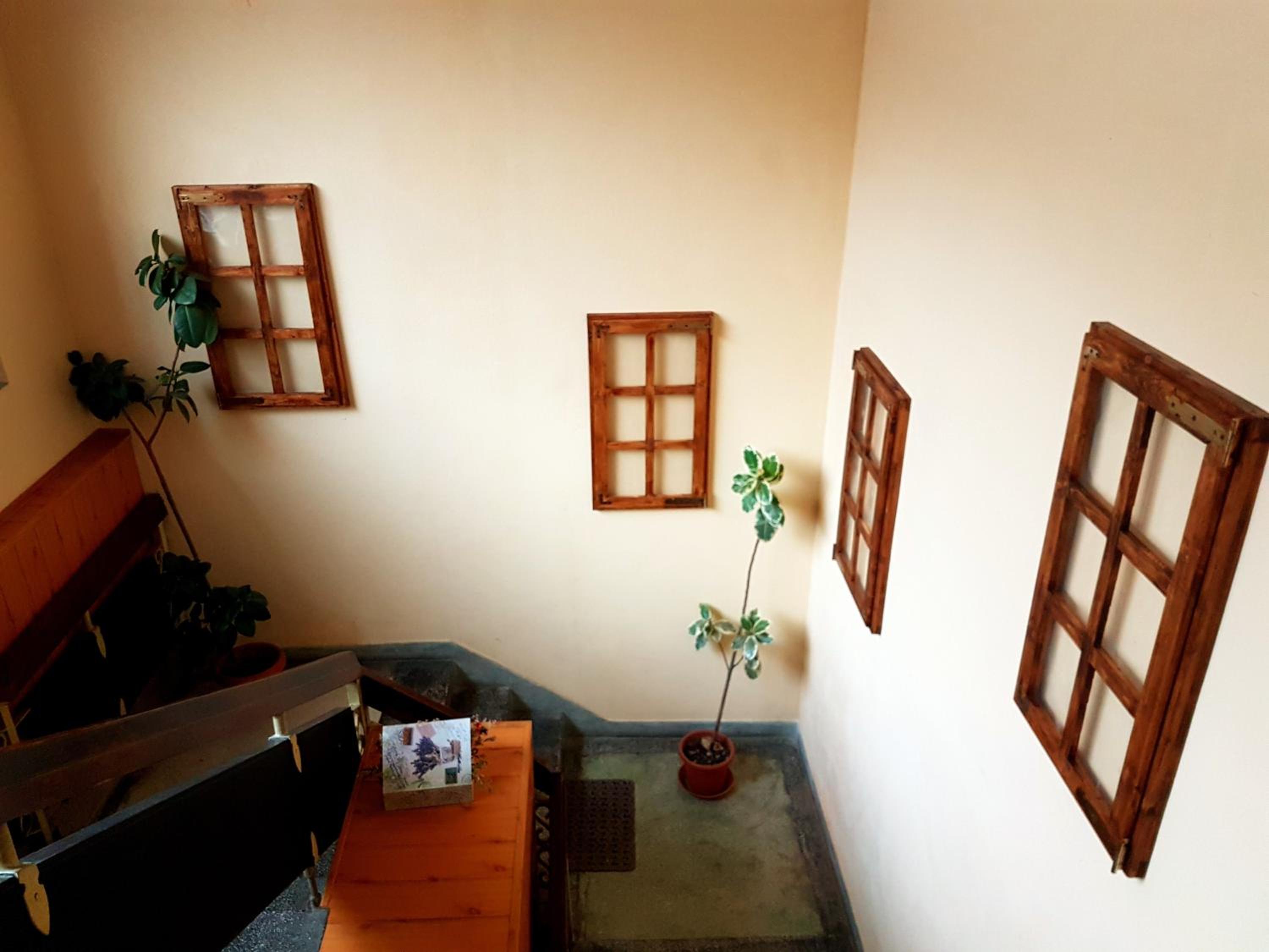 Three-Bedroom Apartment - Photo 9