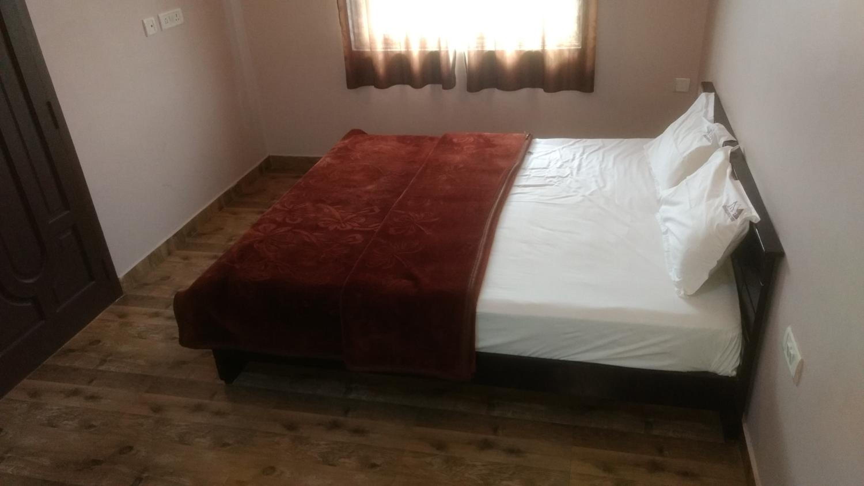 Deluxe King Suite