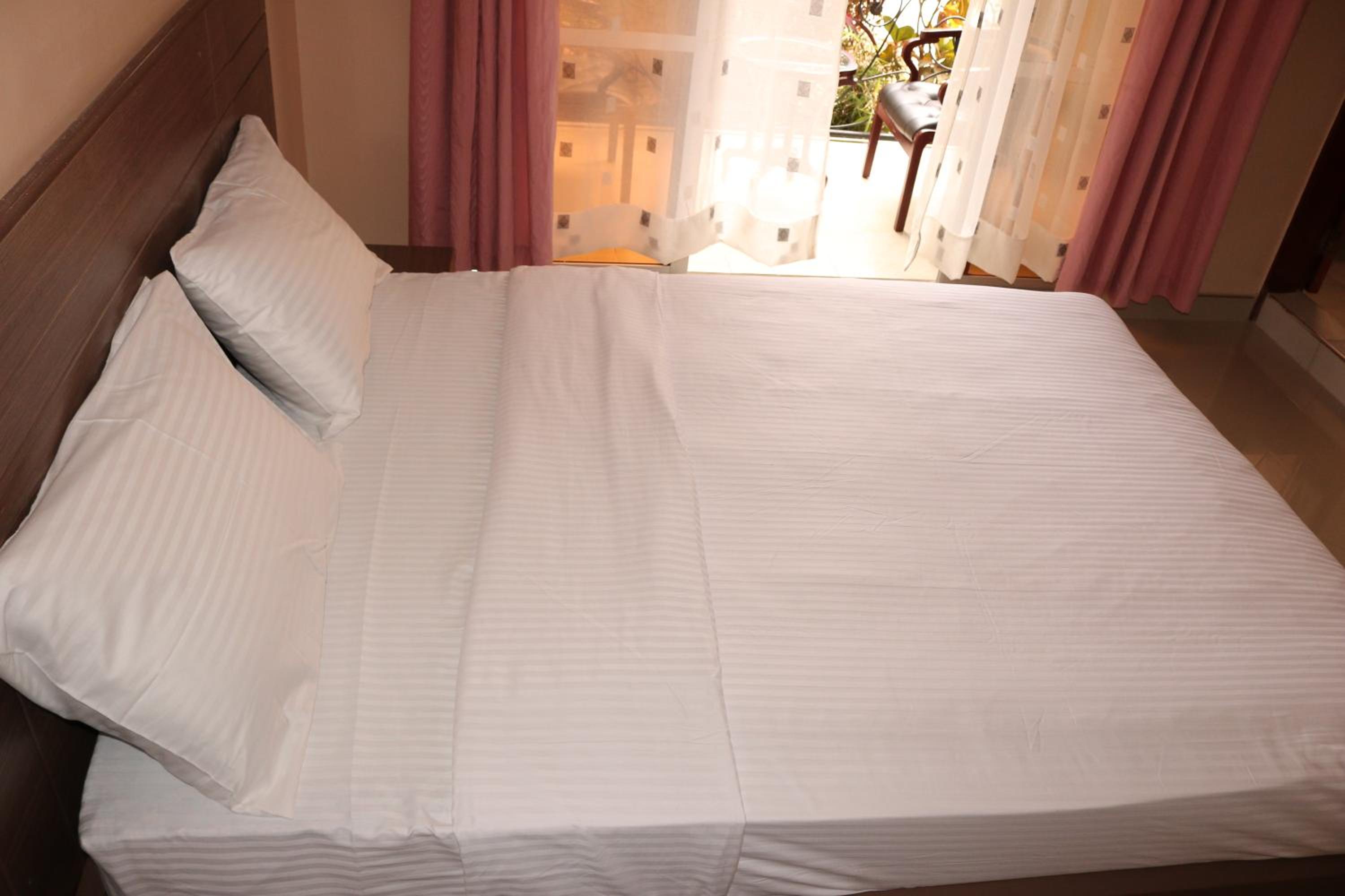 Twin Room with Balcony