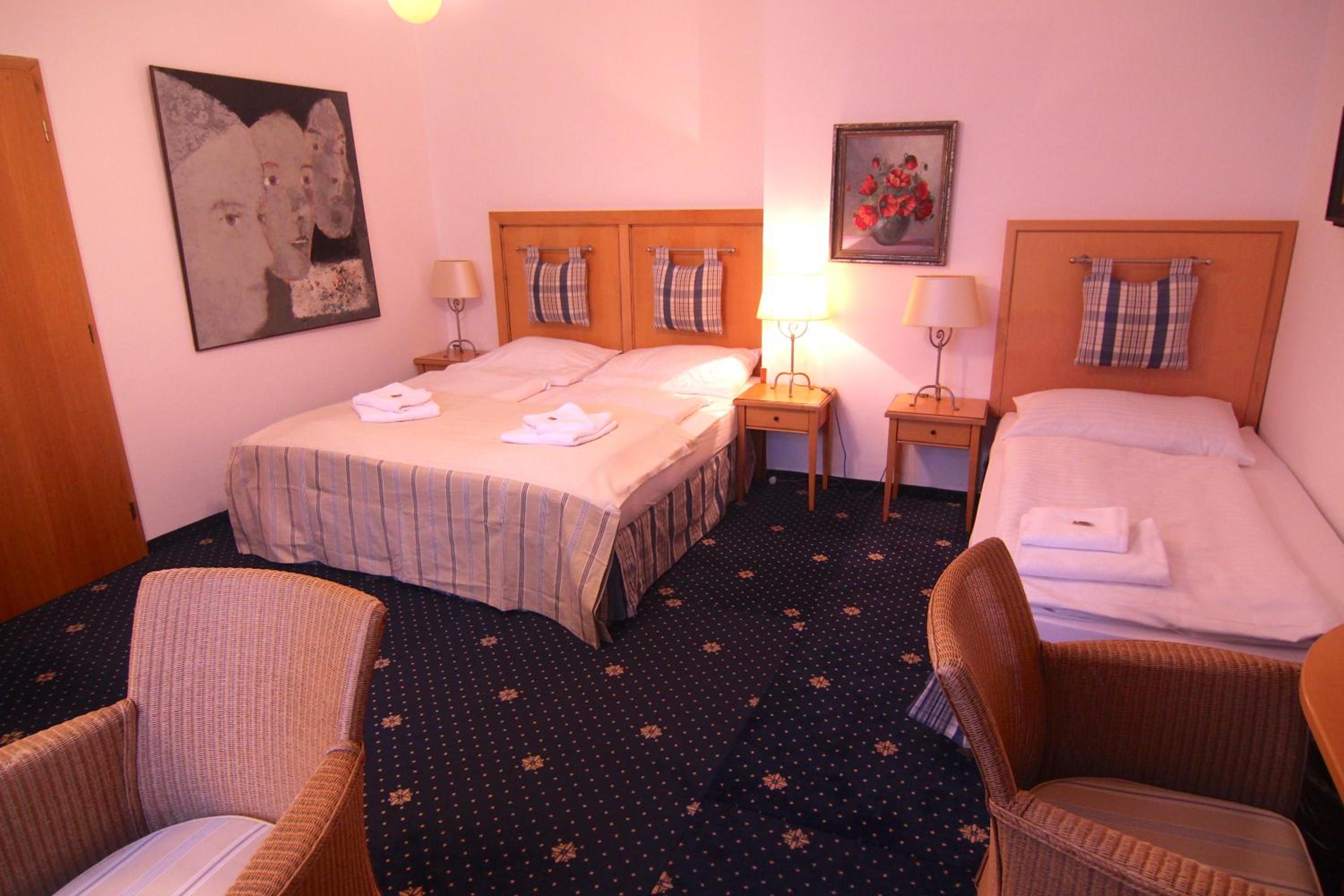 Triple Room - Photo 1