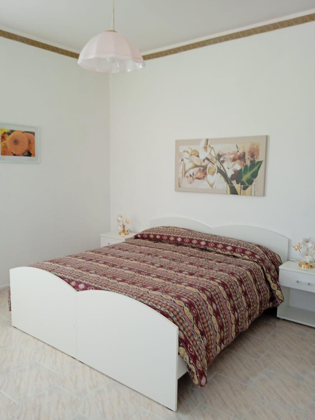 Large Double or Twin Room photo 1