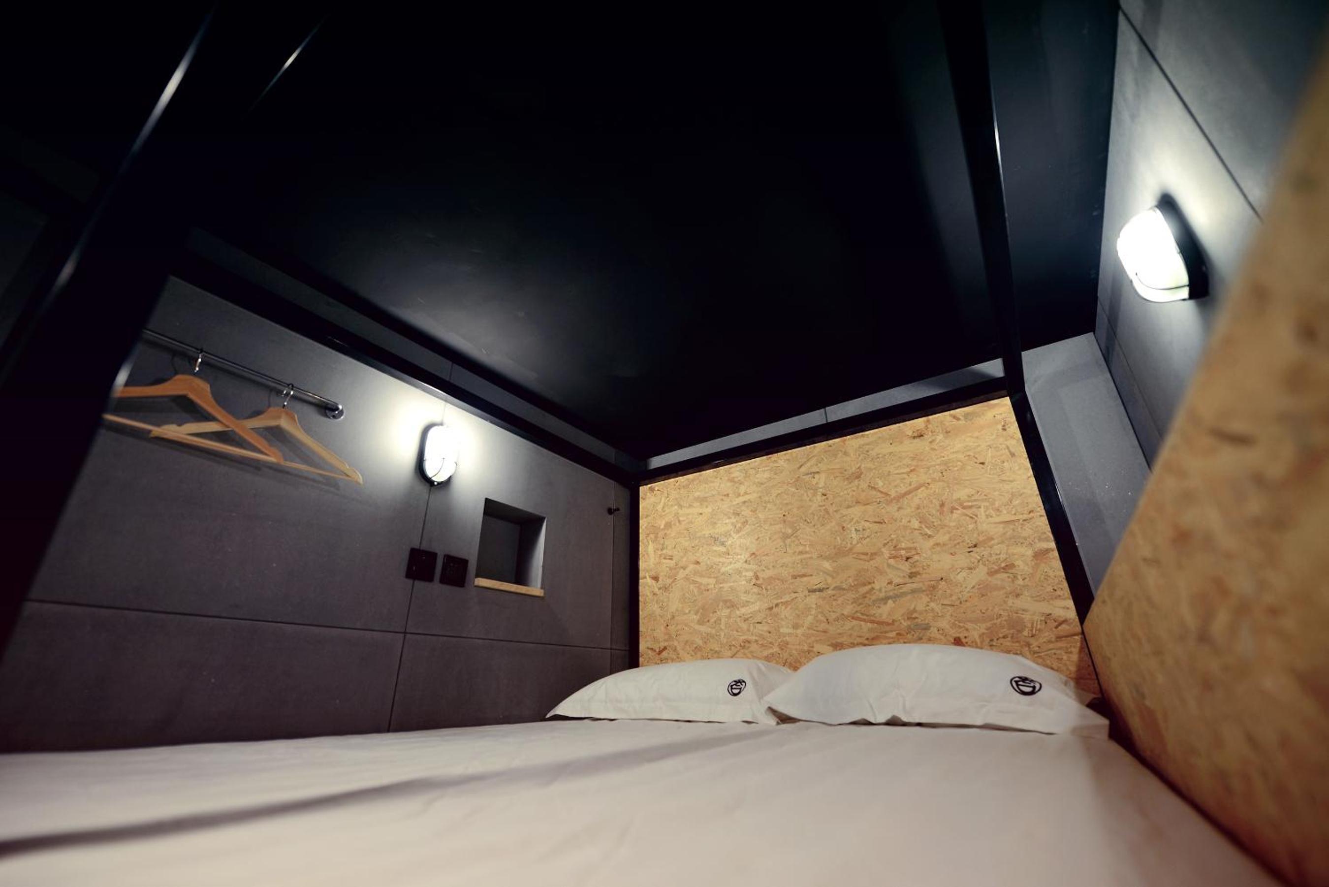 Bunk Bed in Mixed Dormitory Room photo 2
