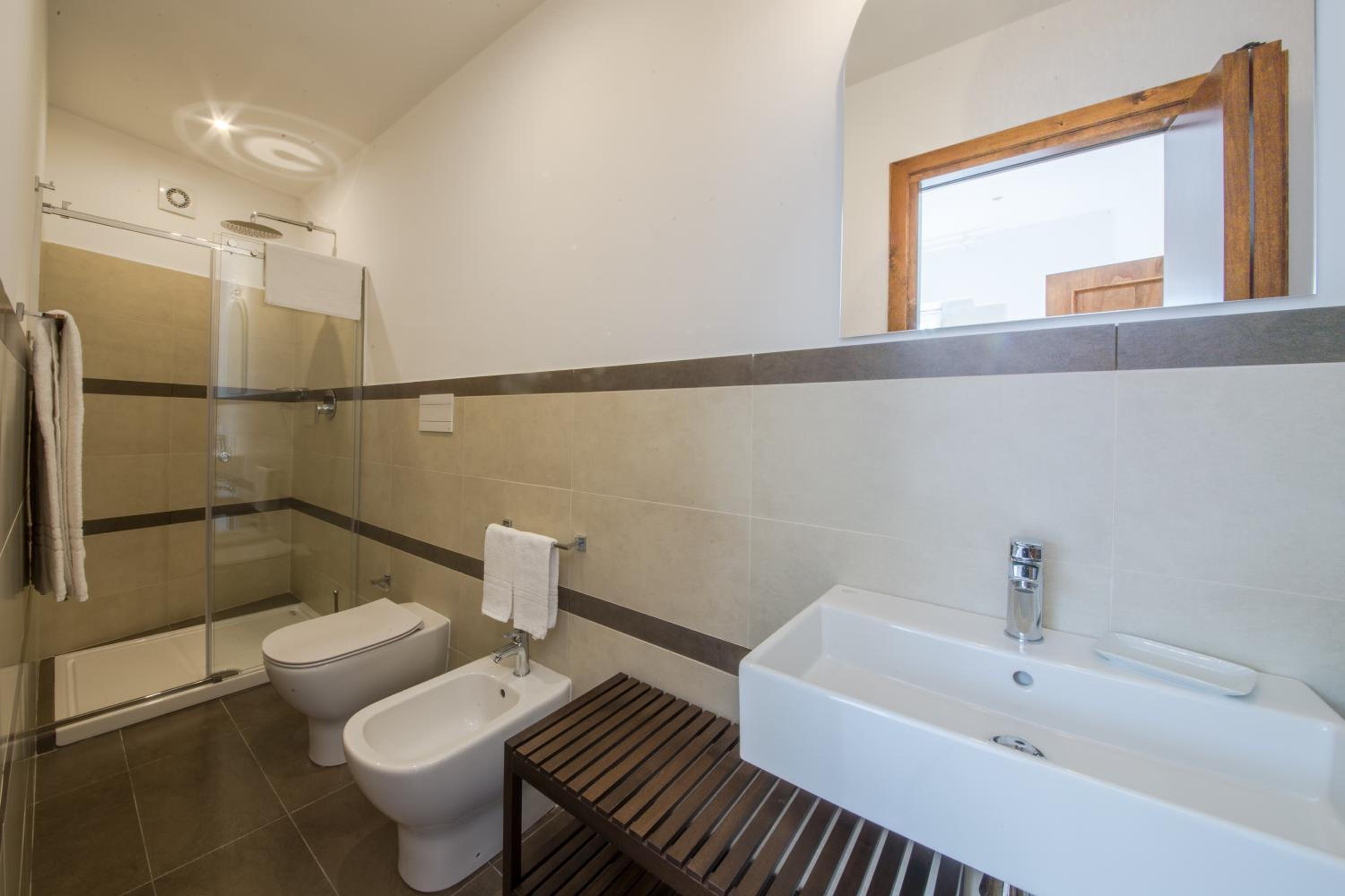 Family Suite - Photo 8