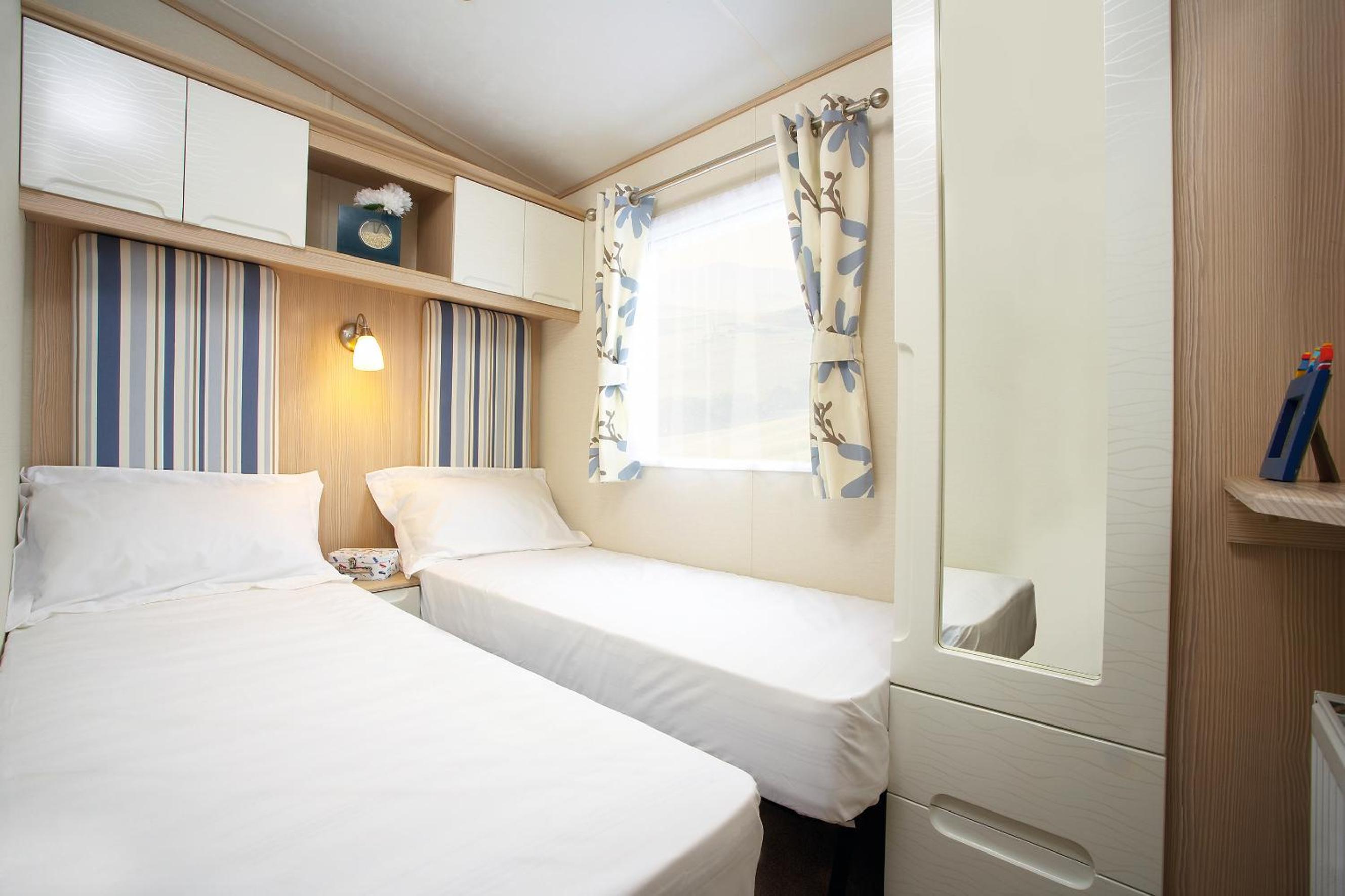 Caravan (Sleeps 6) photo 2