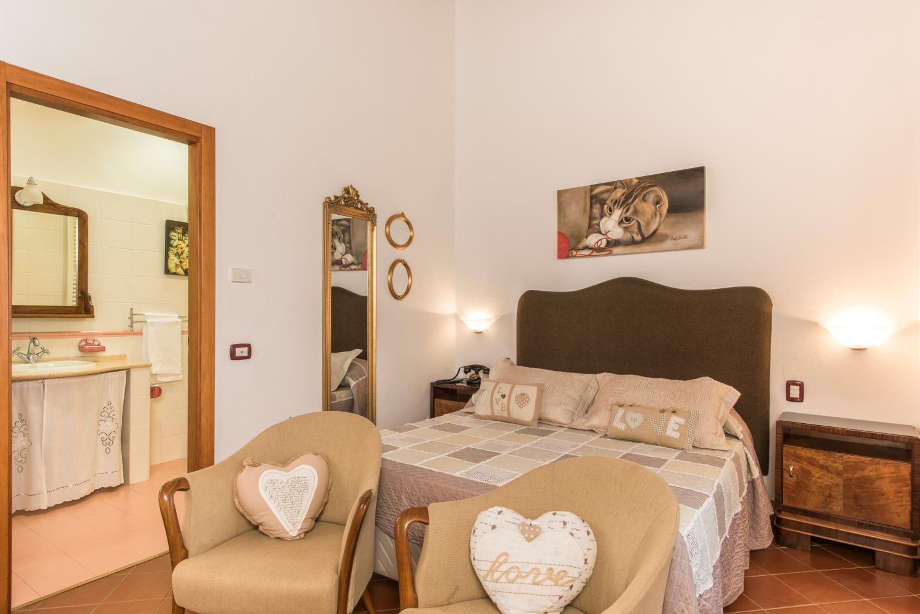 Classic Double or Twin Room - Photo 4