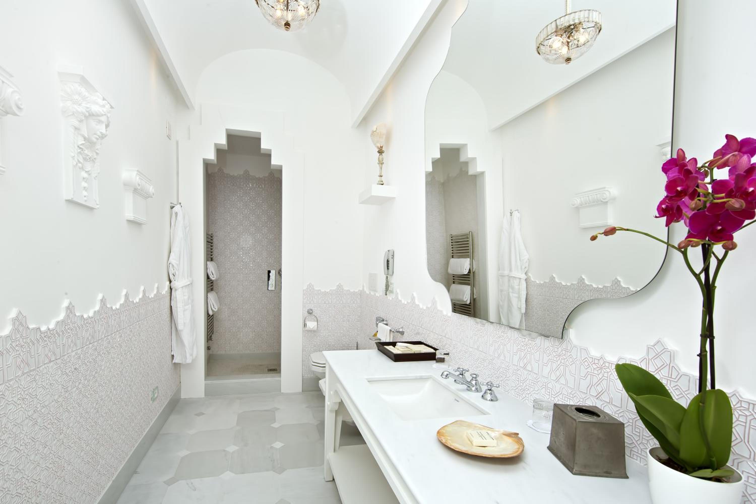 Suite with Sea View - Photo 2