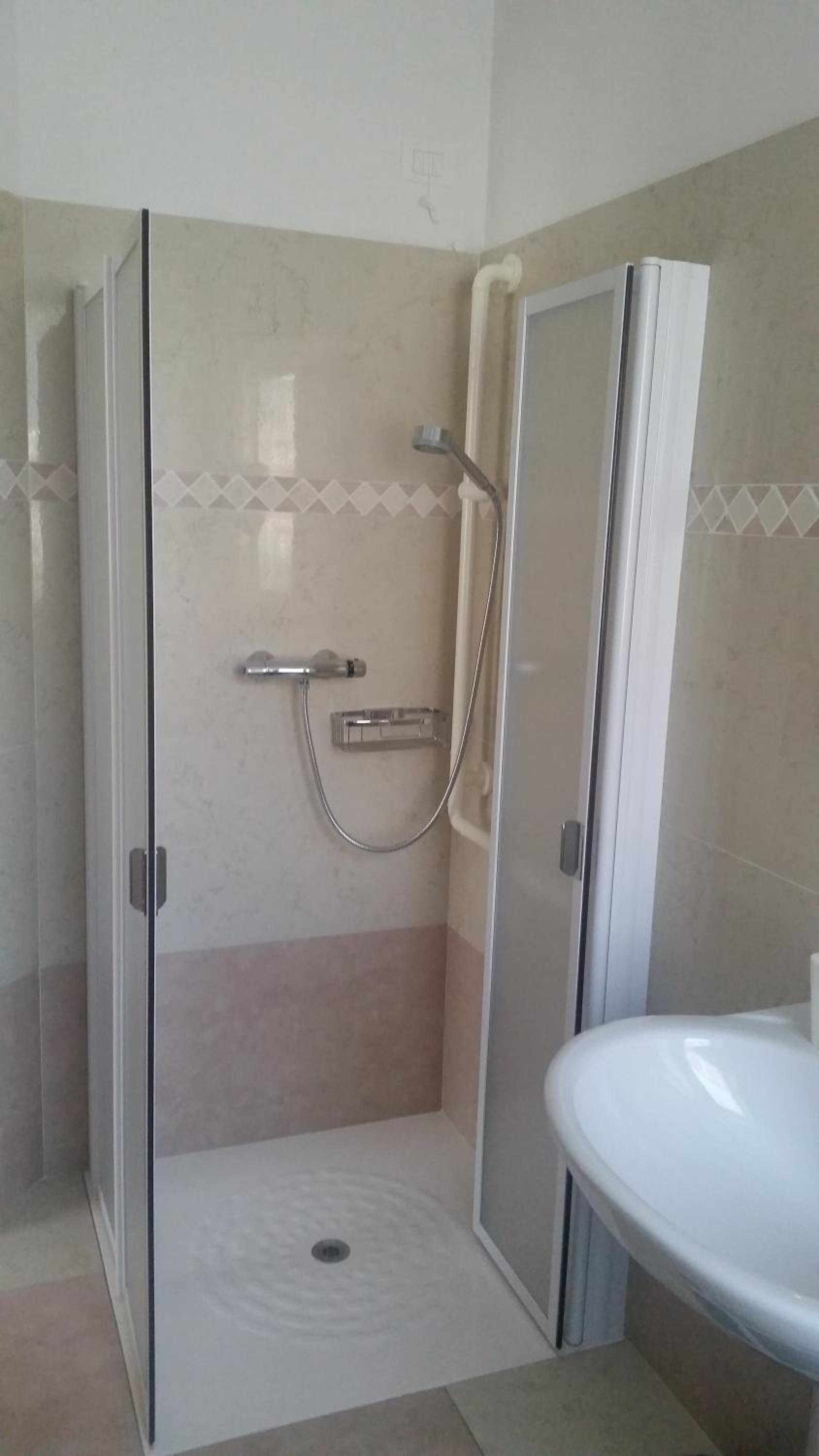 Double or Twin Room - Disability Access photo 2