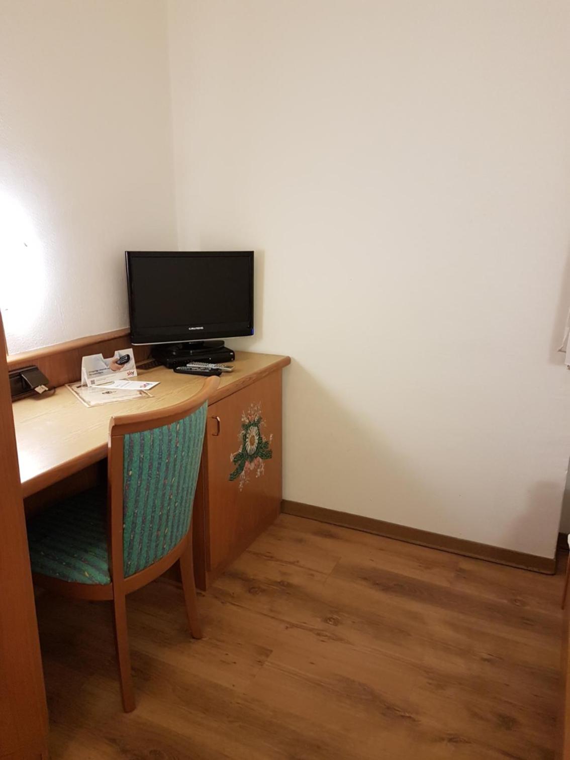 Budget Single Room
