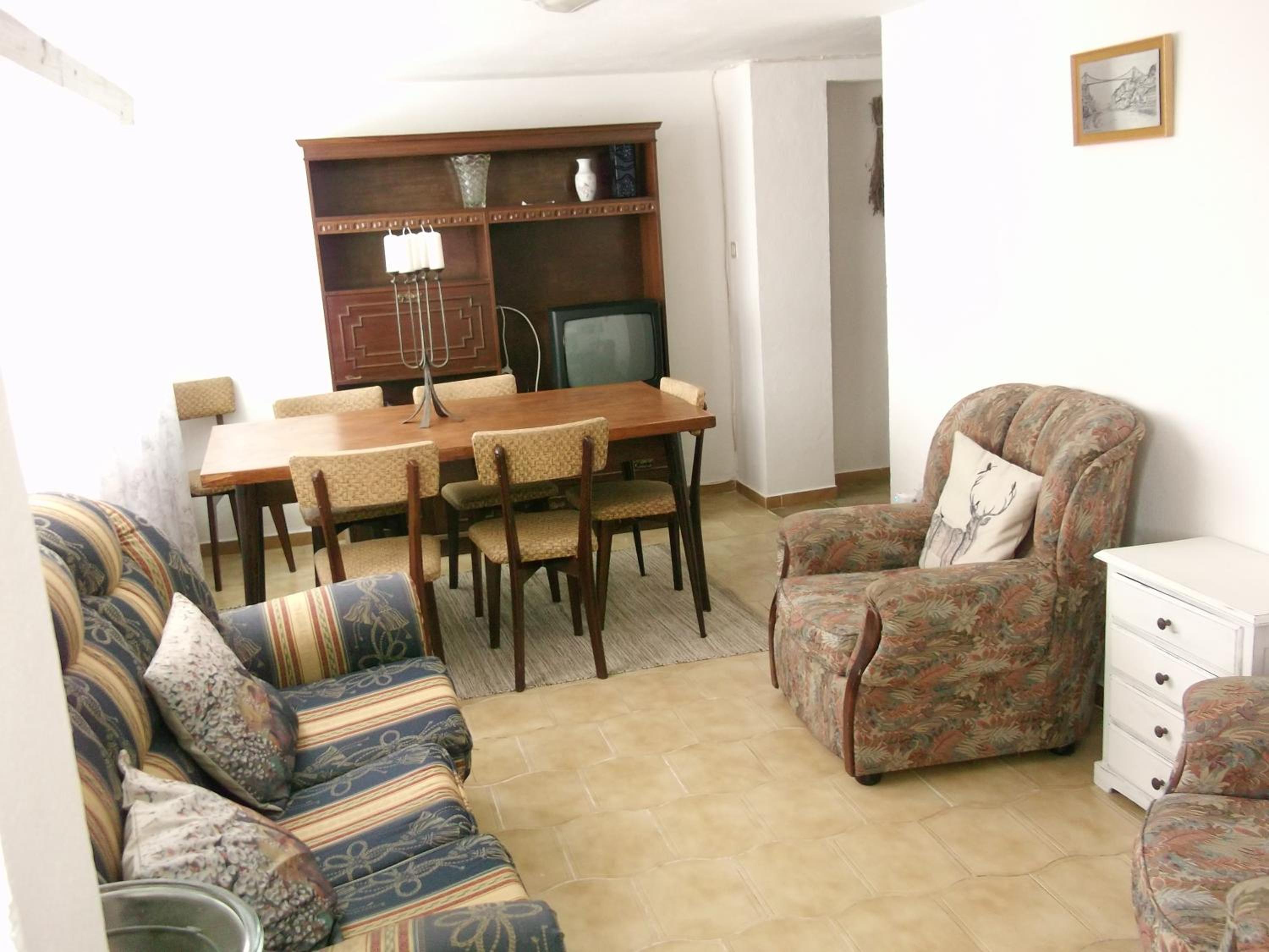 Double Room - Photo 8