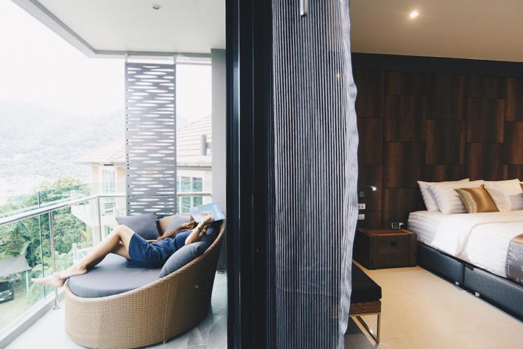 Two-Bedroom Suite - Photo 3