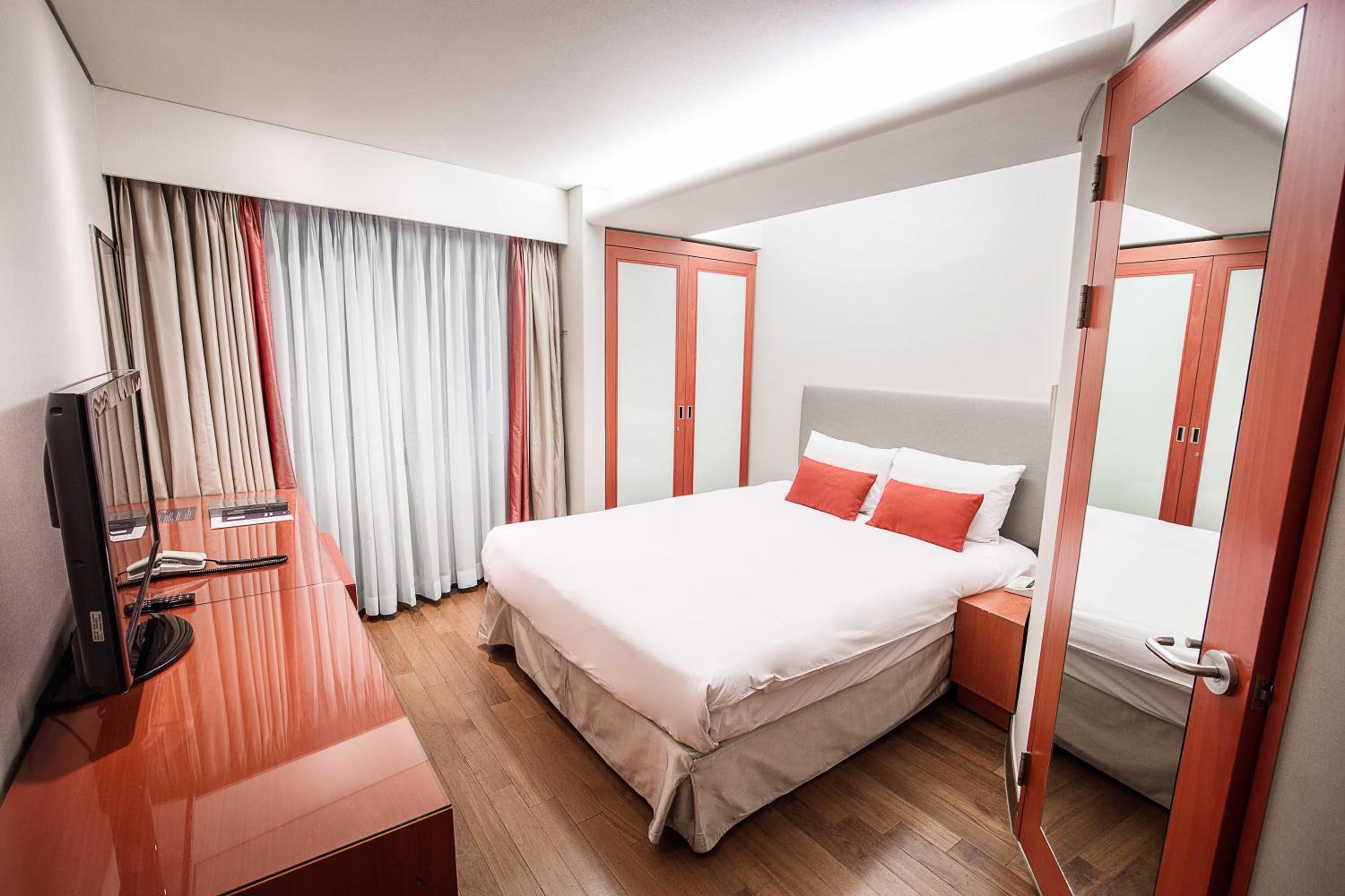 Double Room A - Photo 6