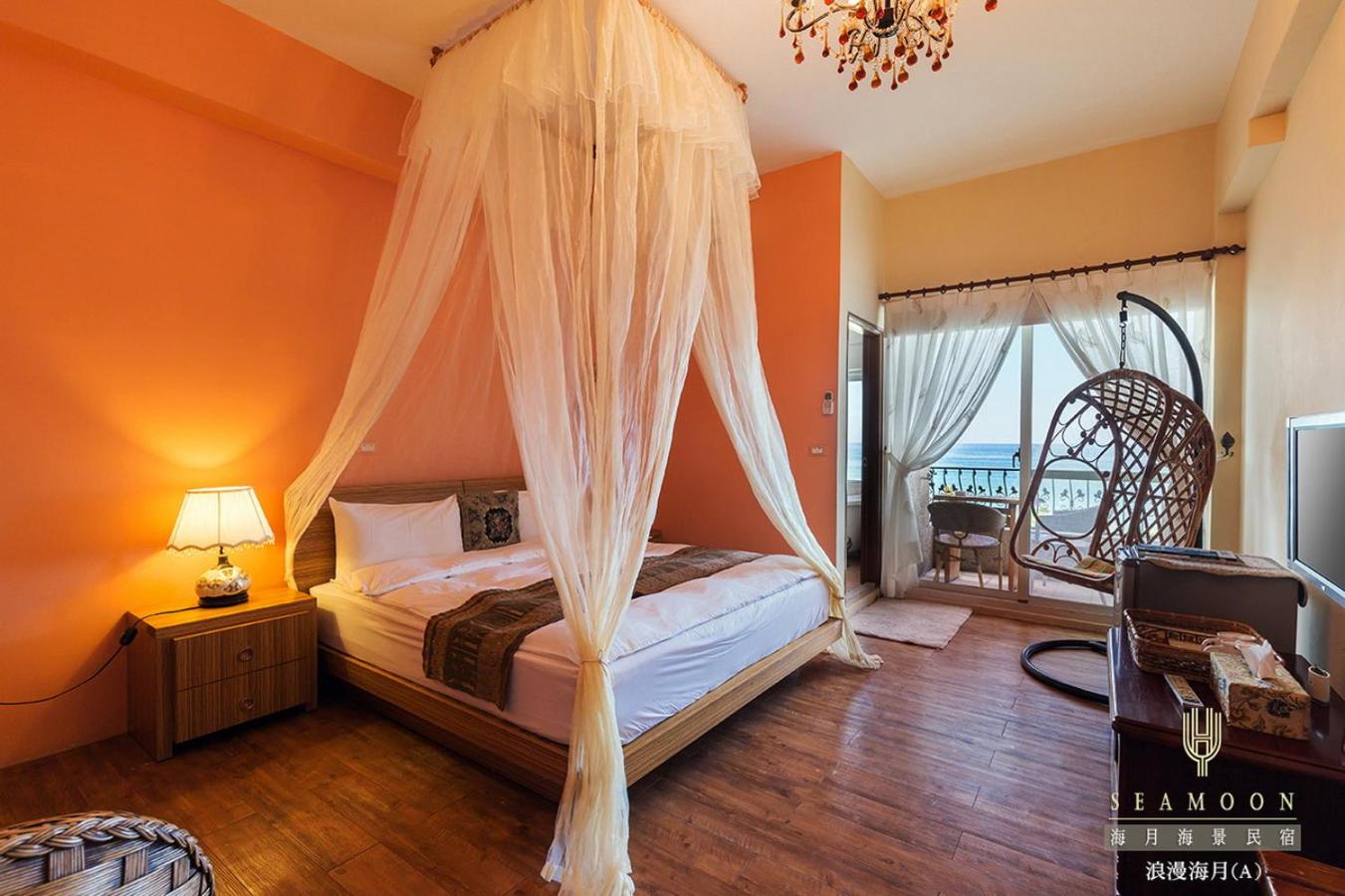 Deluxe Double Room with Balcony and Sea View photo 2