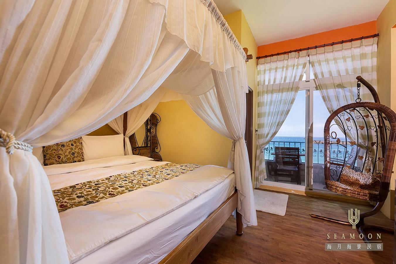 Deluxe Double Room with Balcony and Sea View photo 3