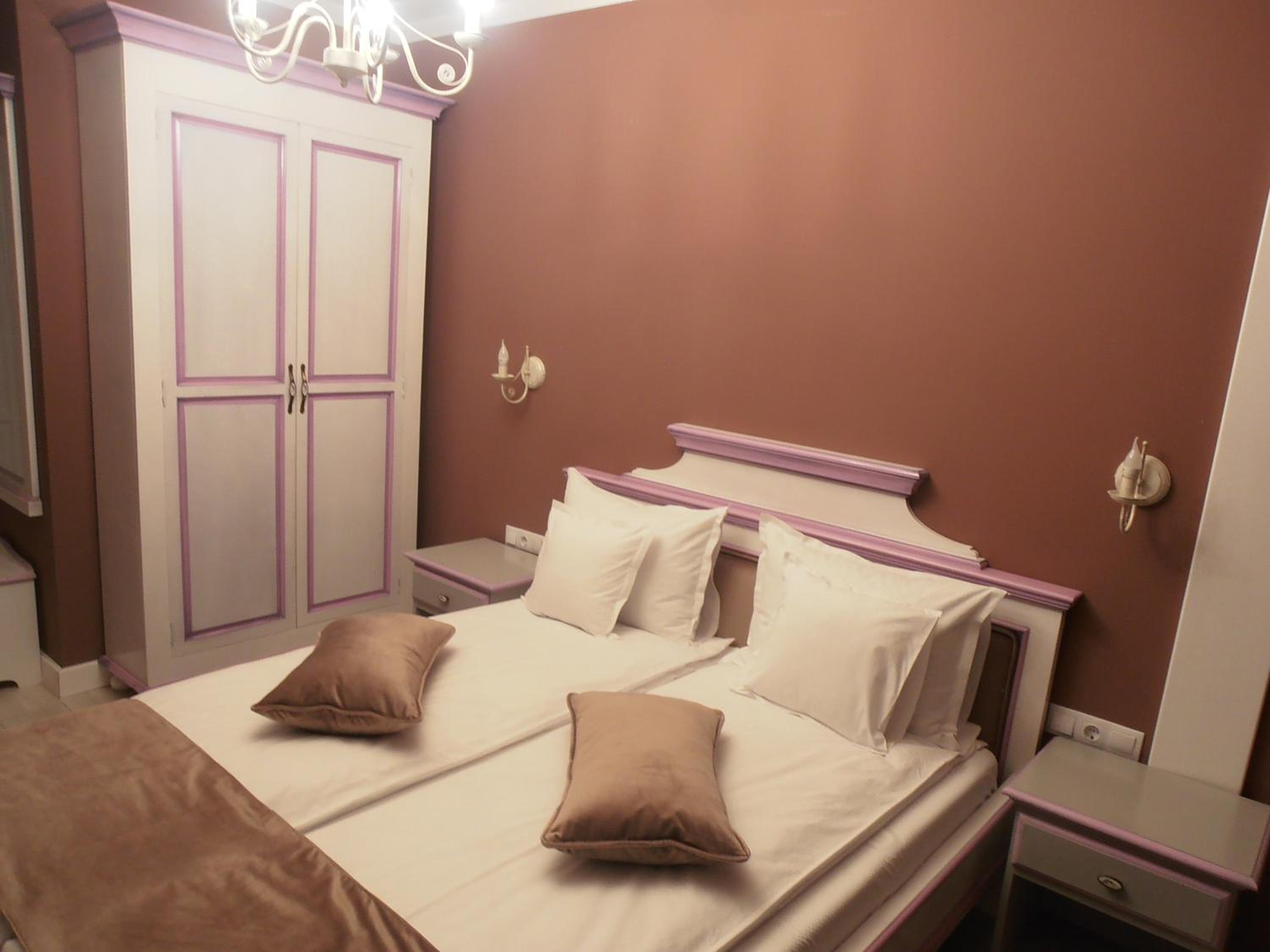 Double Room - Photo 13