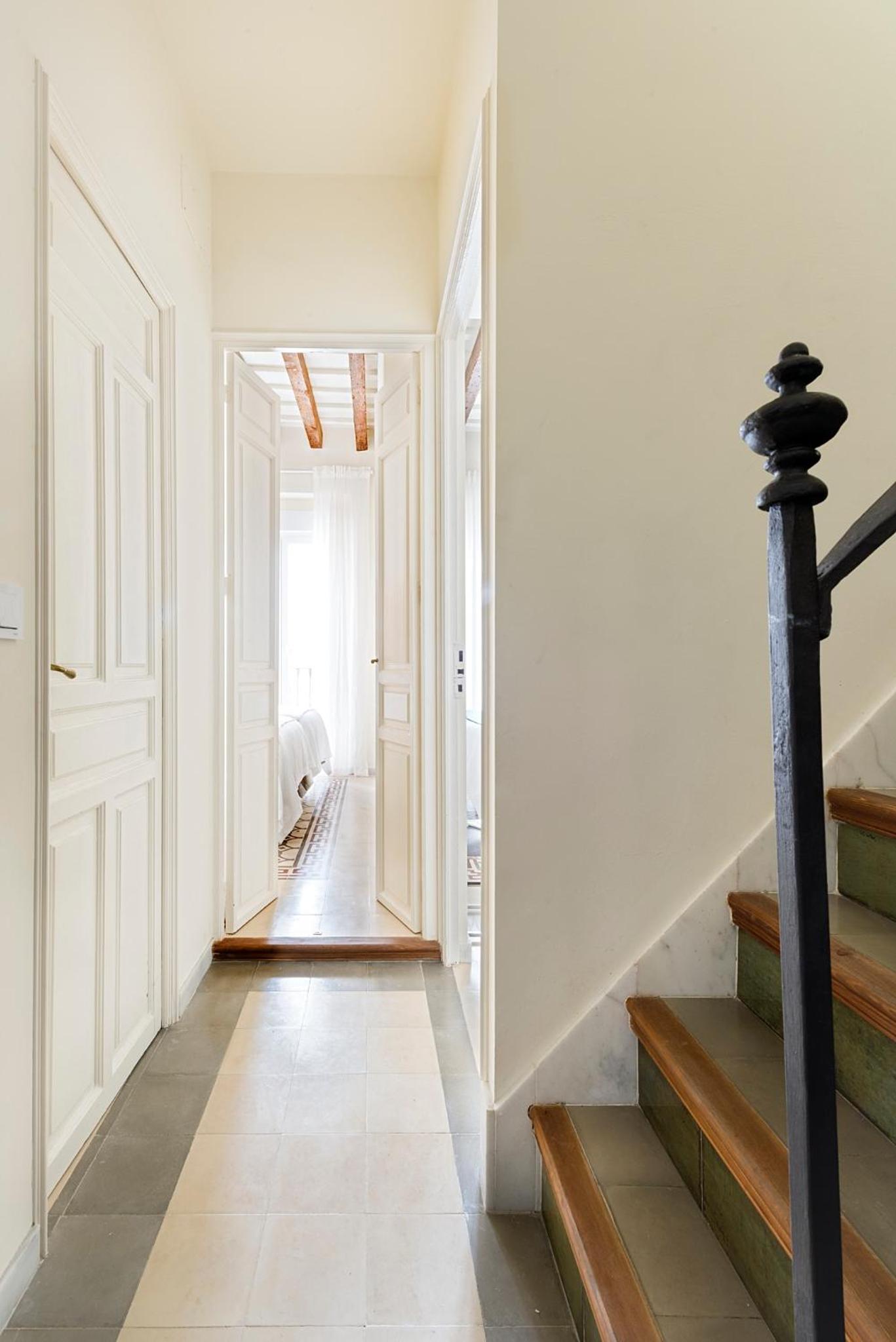 Three-Bedroom house with Terrace - Photo 3