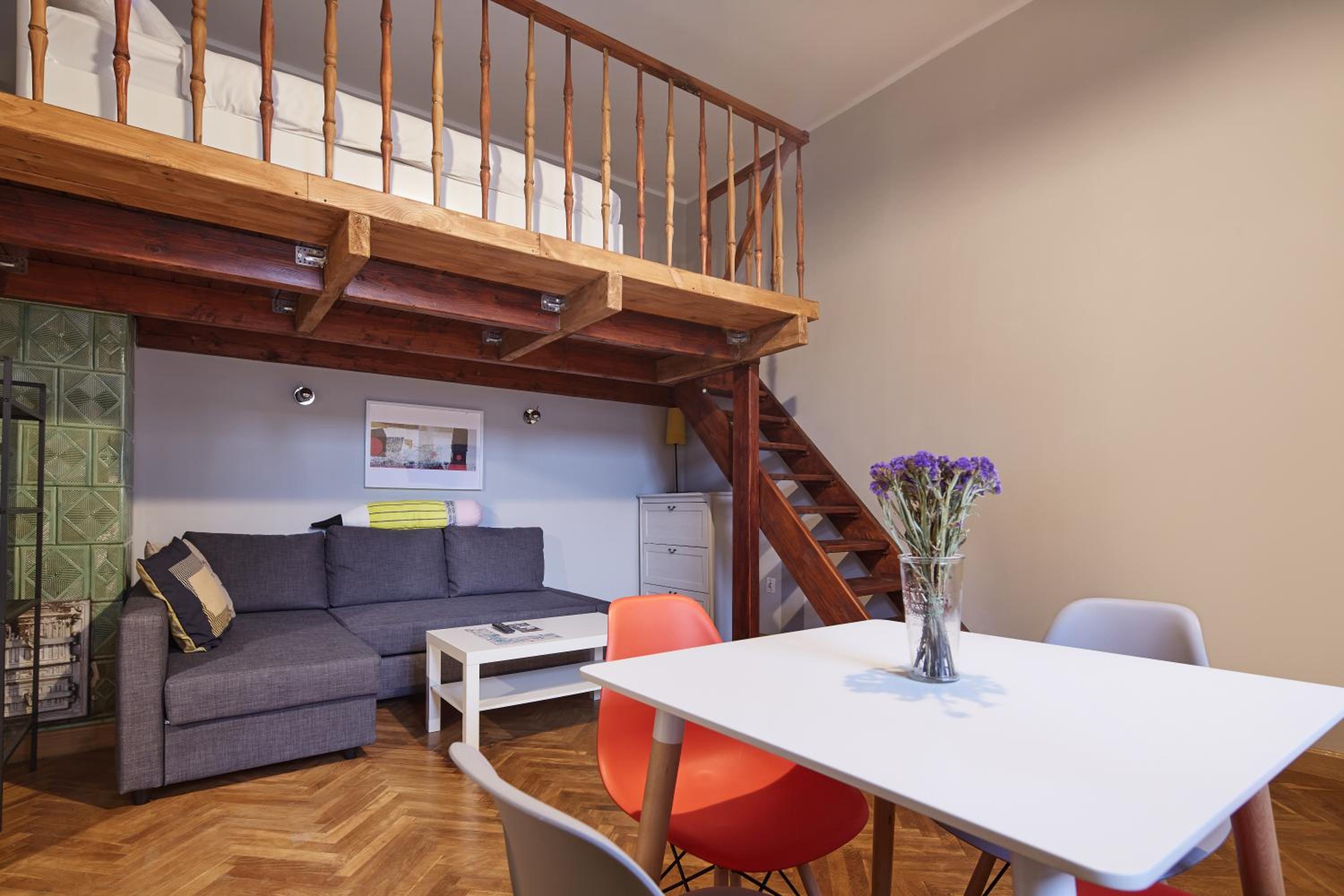Apartment - Photo 3