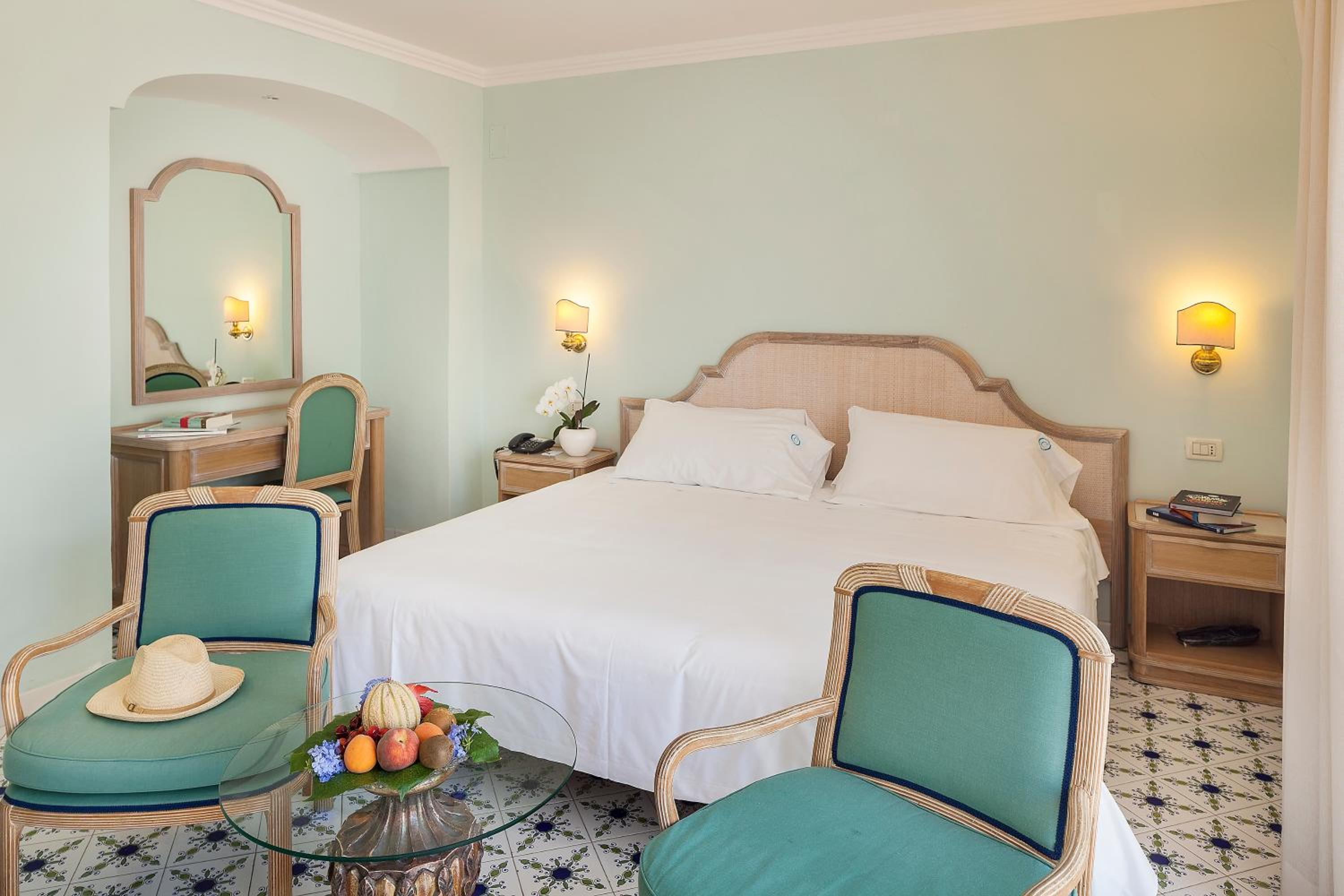 Superior Double Room - Photo 8