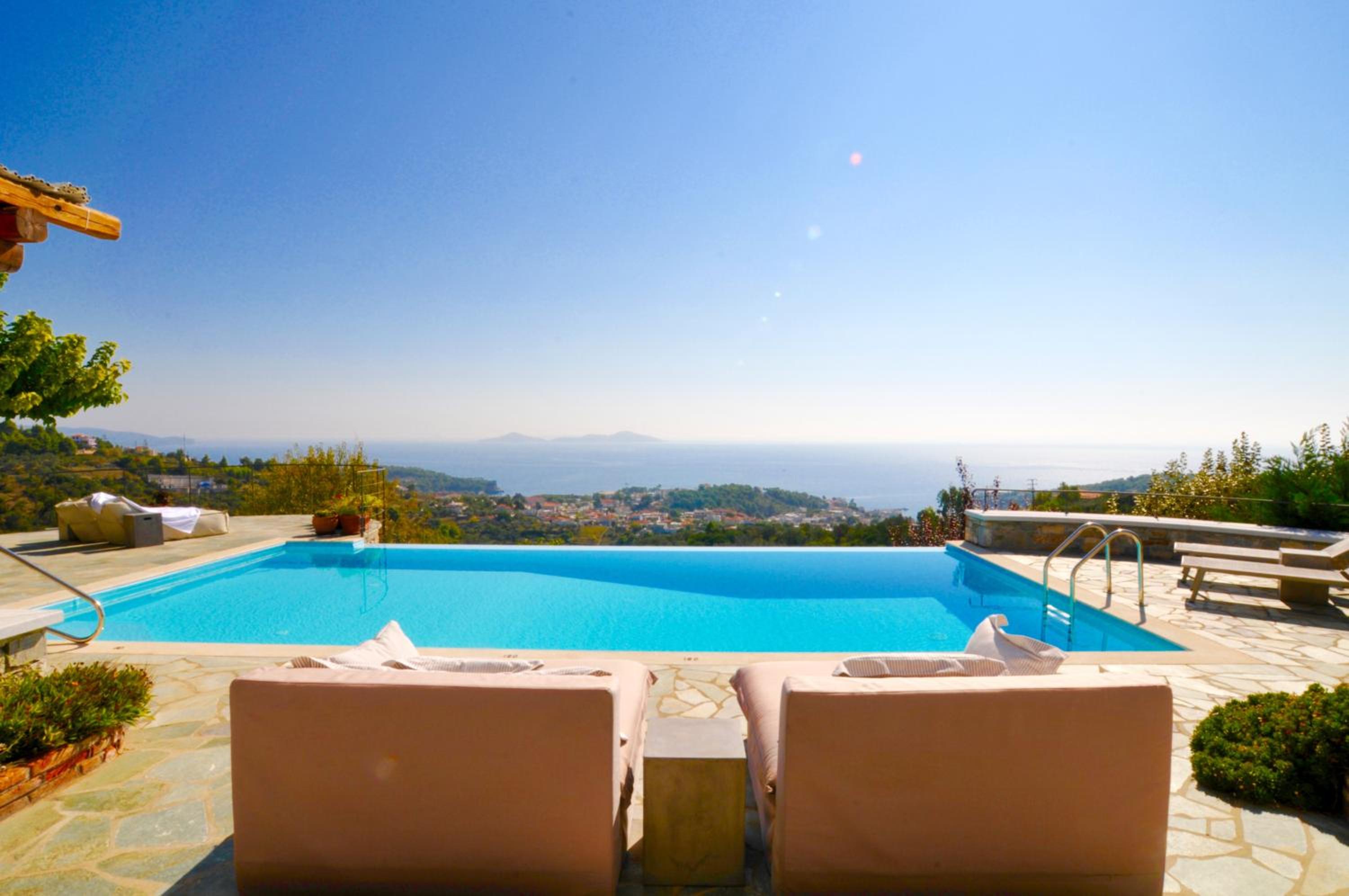 Deluxe Villa photo 3
