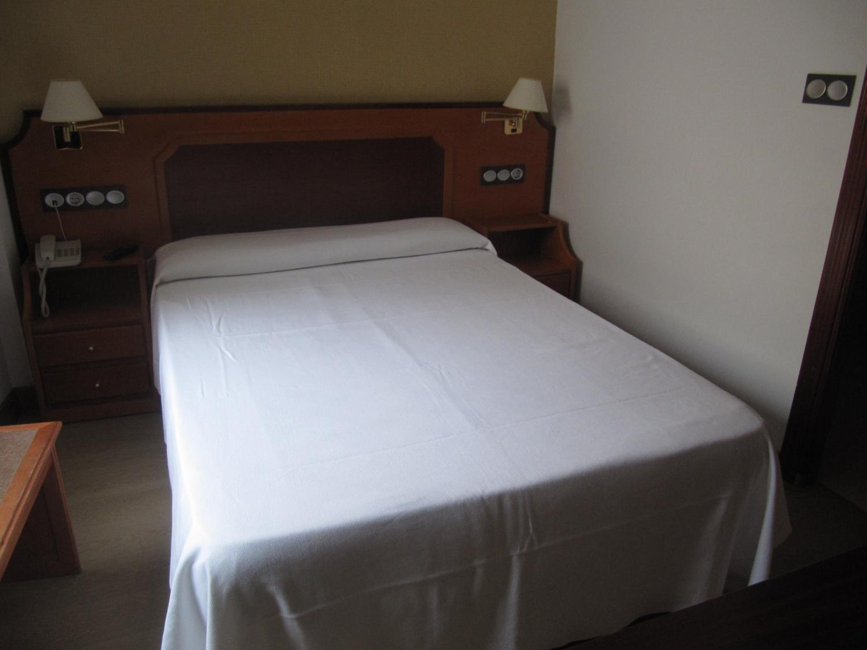 Single Room photo 2