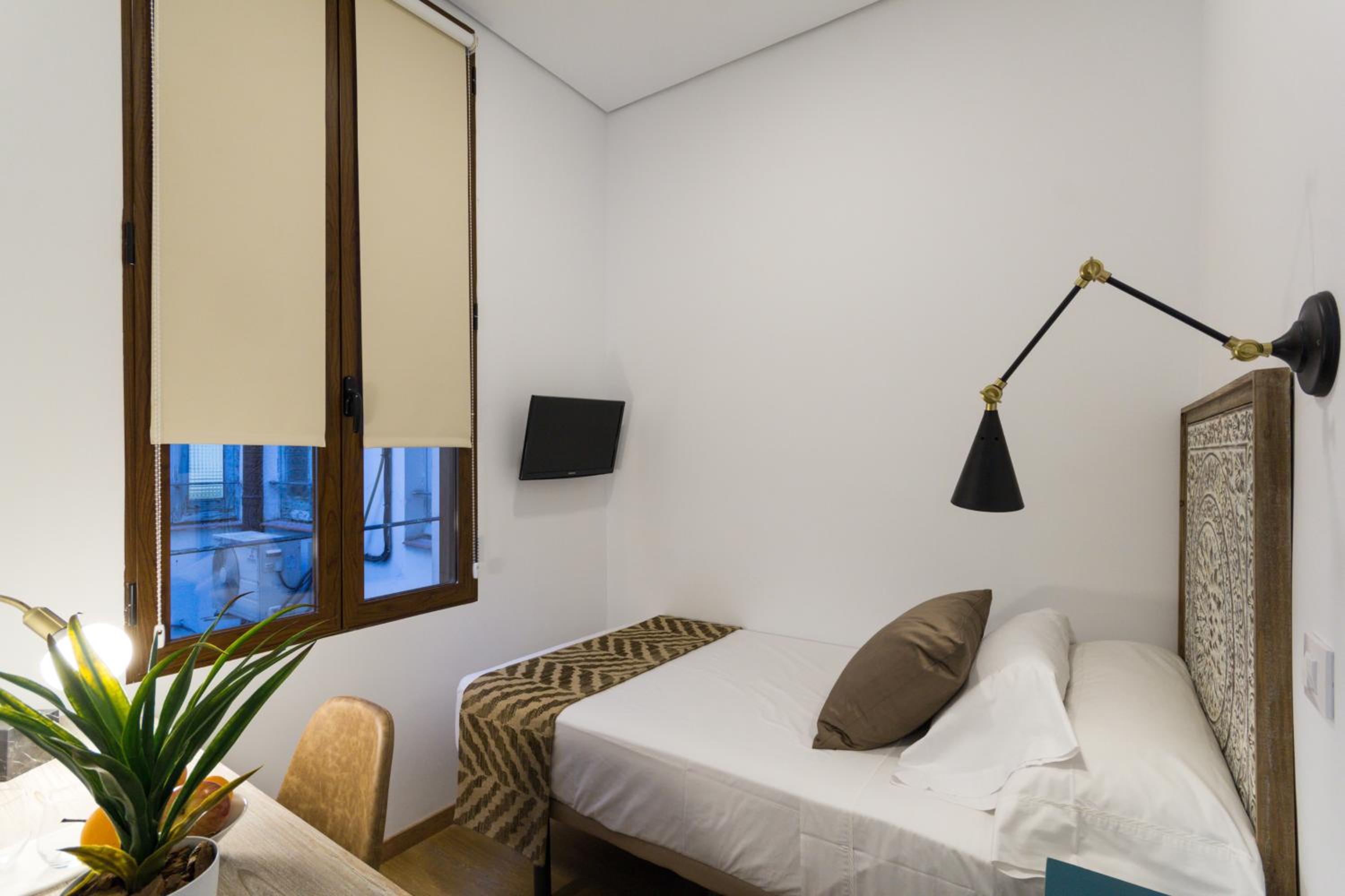 Single Room photo 3