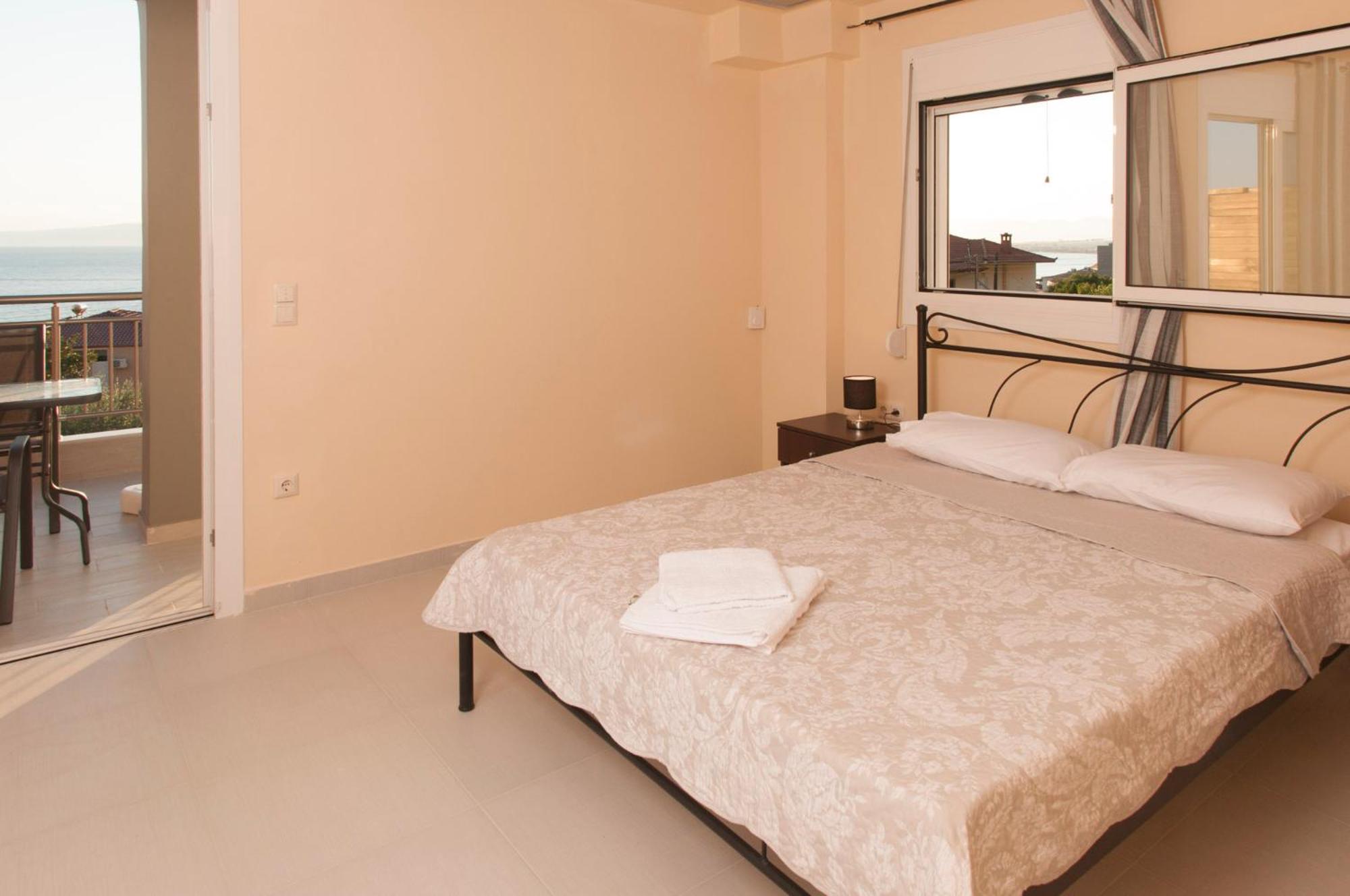 Double Room with Sea View photo 1