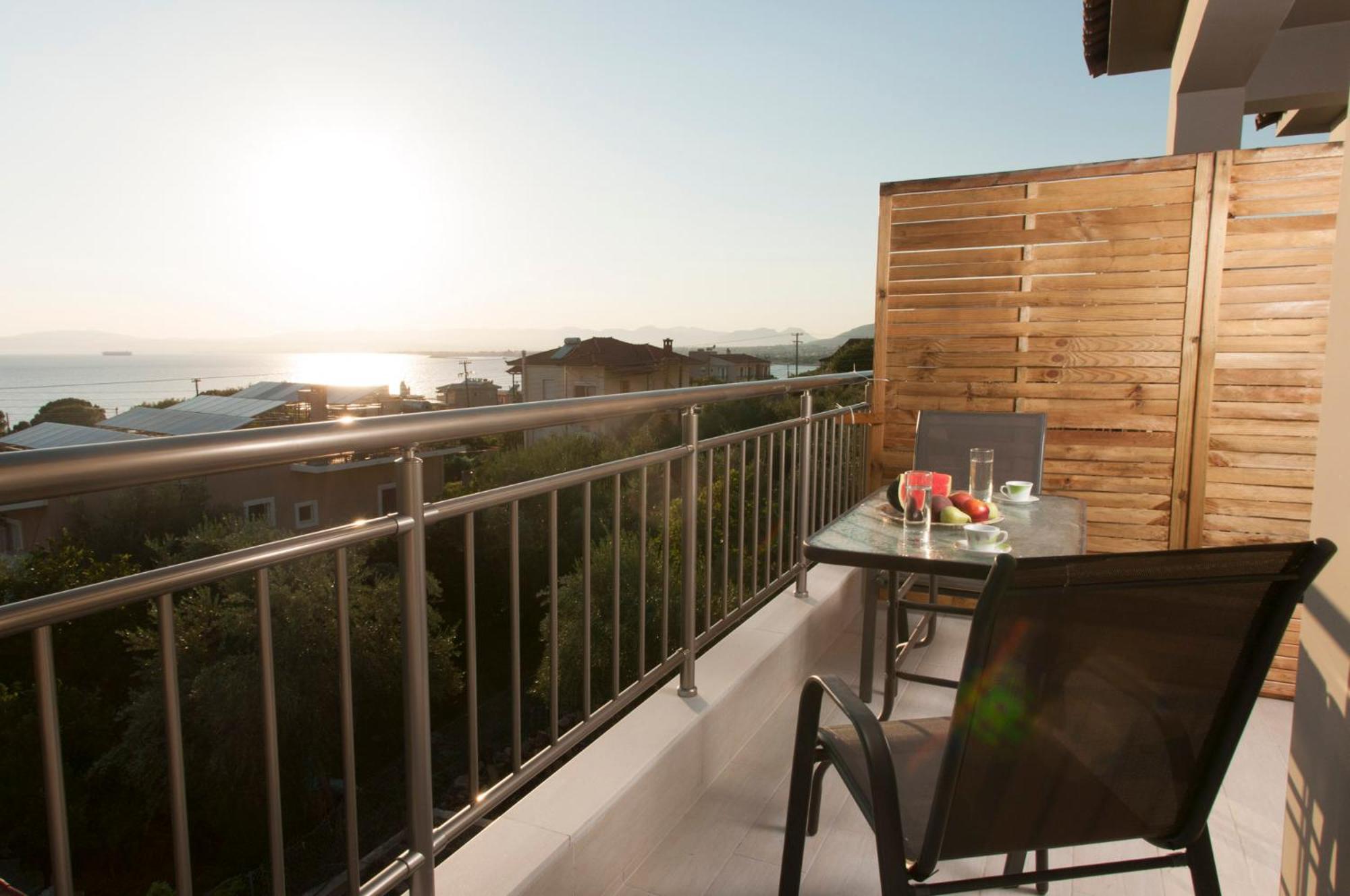 Quadruple Room with Sea View photo 2