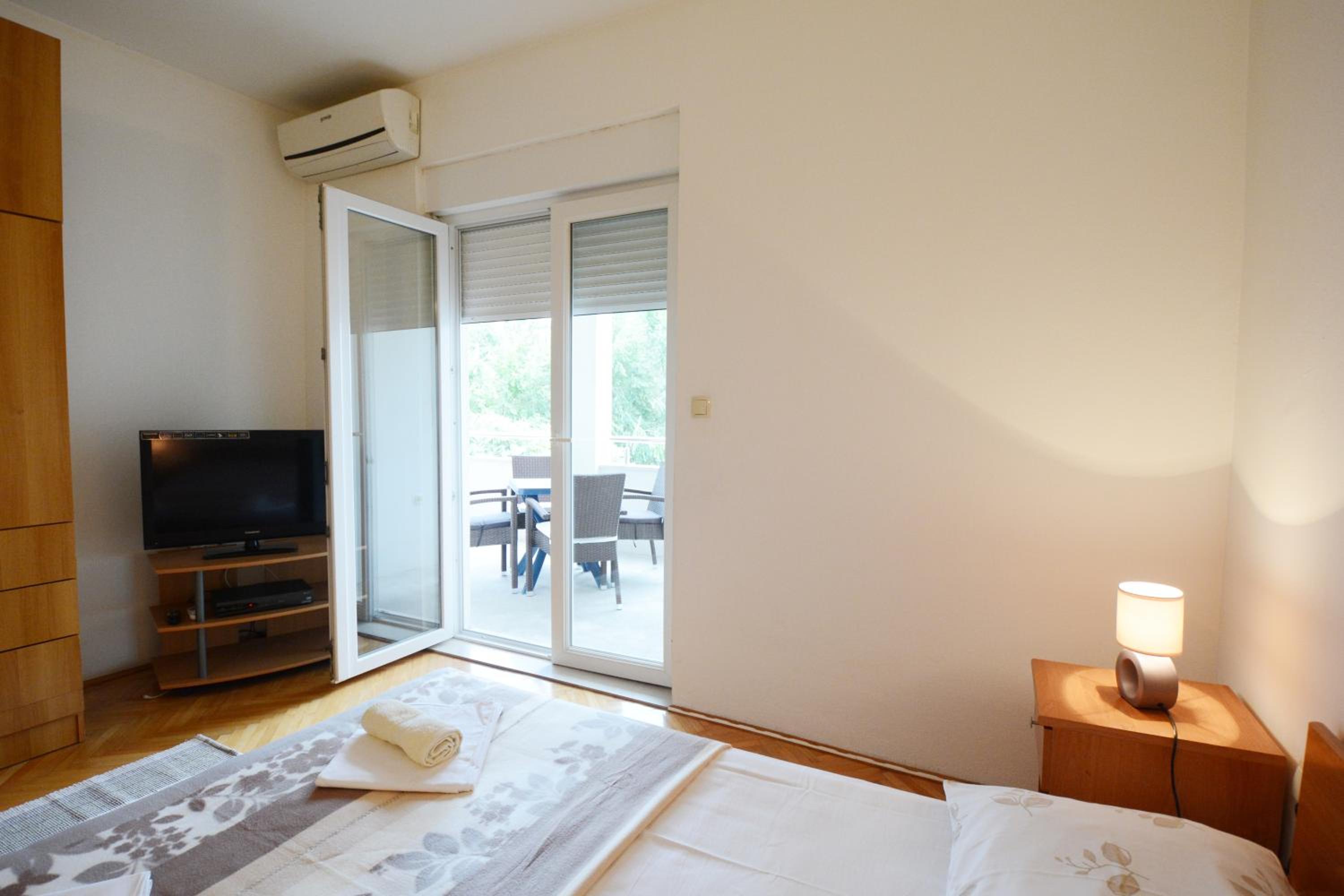 Deluxe Apartment photo 1