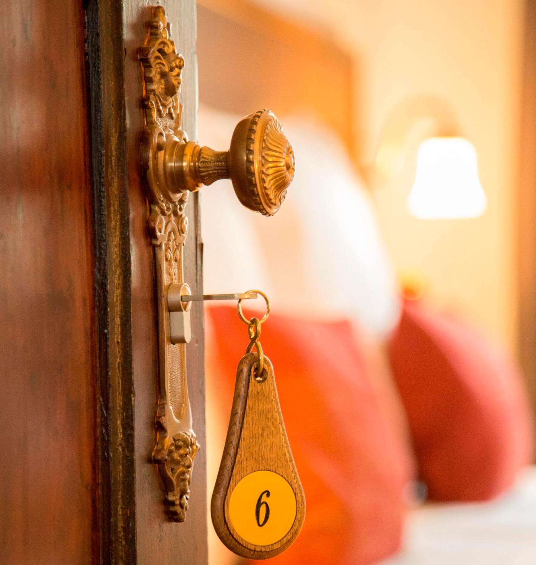 Suite photo 1