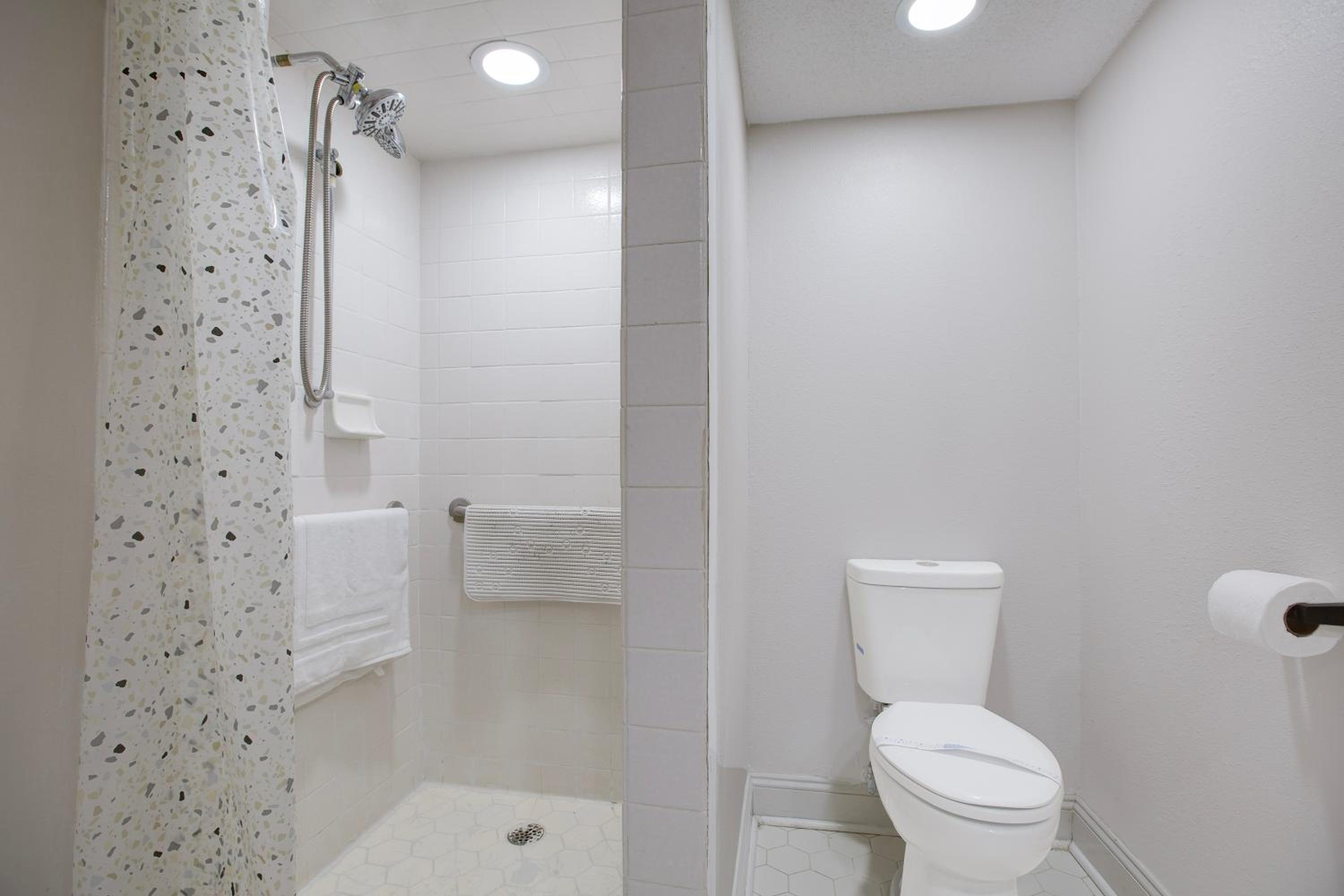 Riverside Inn & Suites Danville Virginia, Photo 4