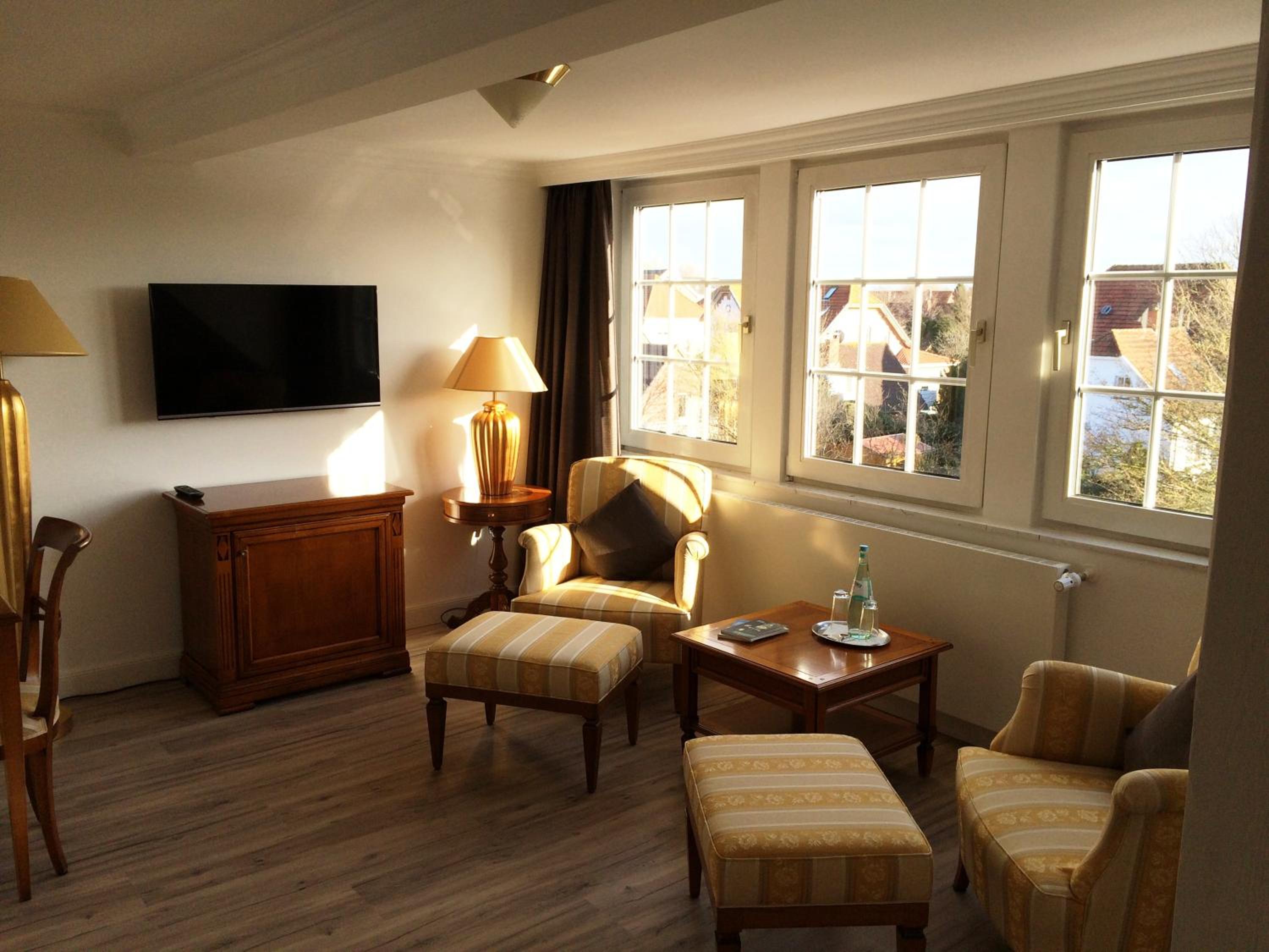 Deluxe Suite