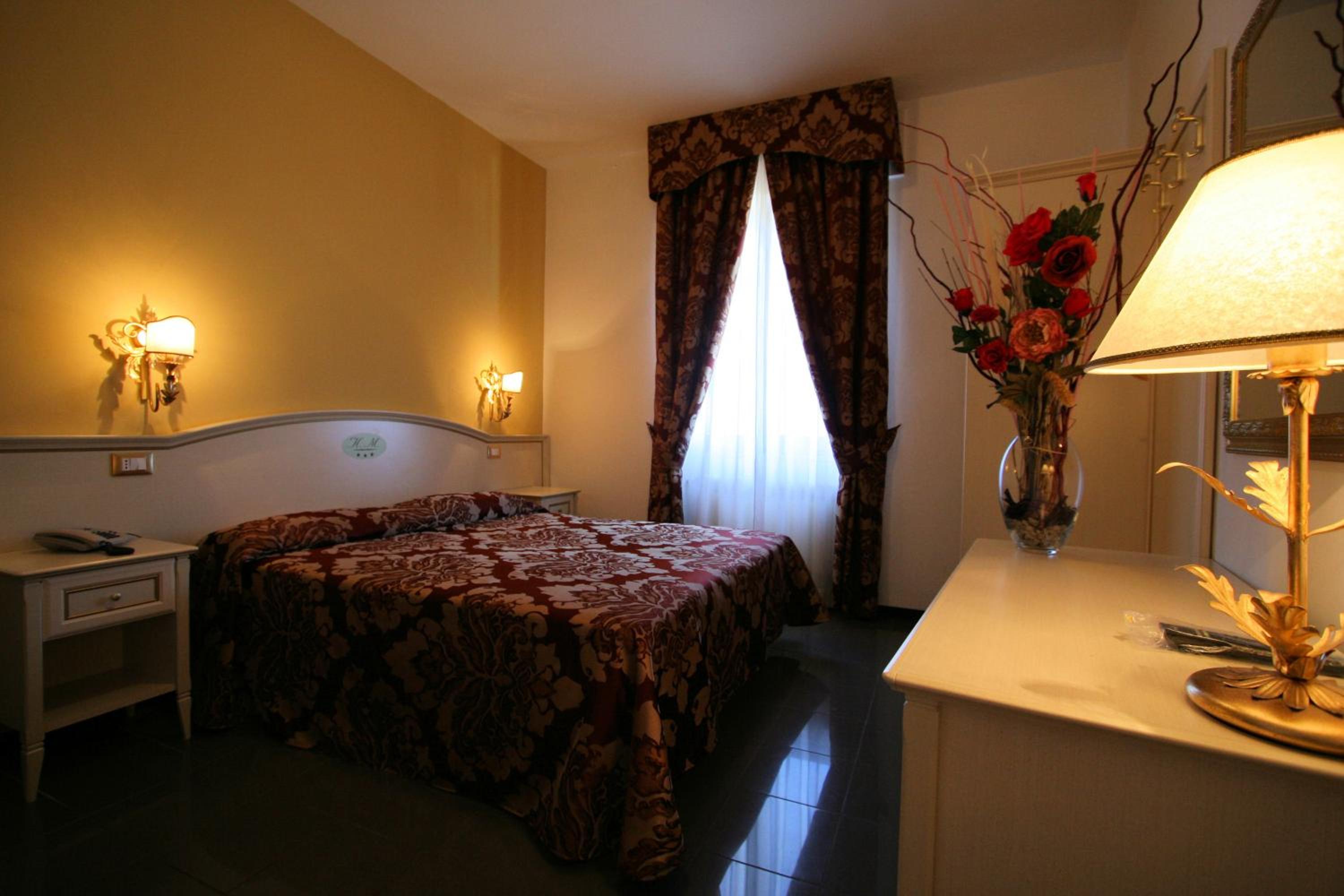 Standard Double Room photo 1