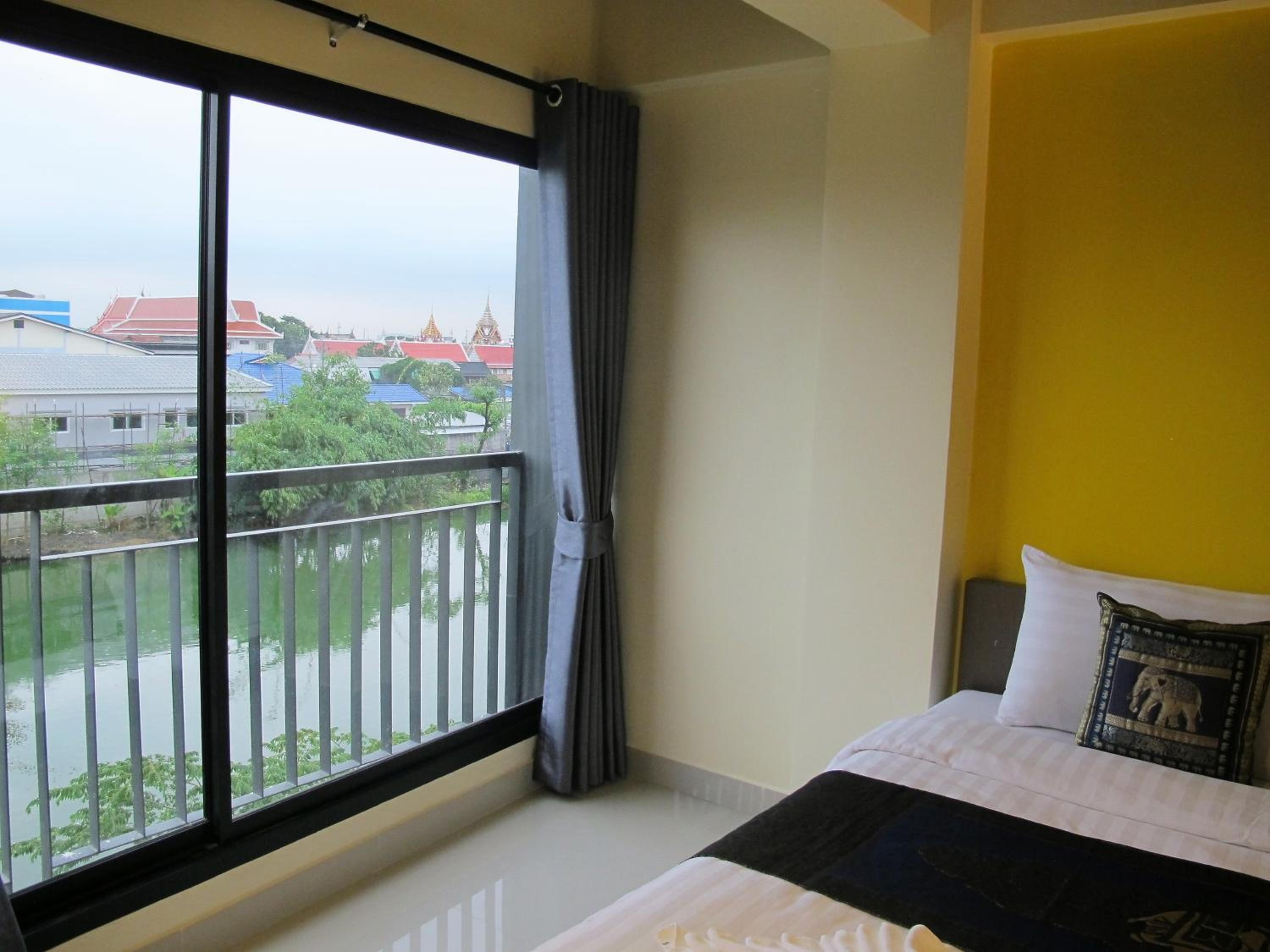Budget Double Room photo 2