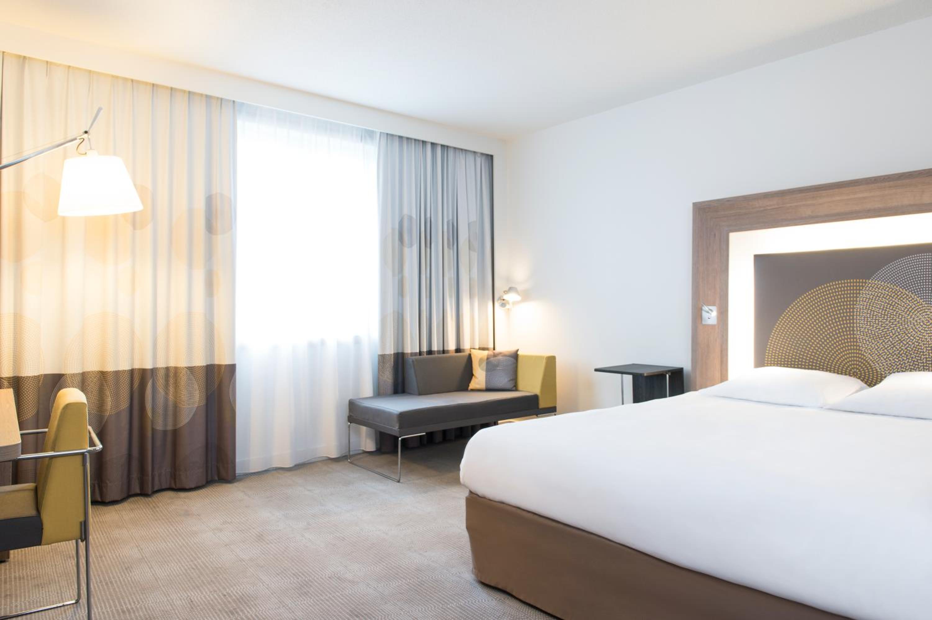 Premium Superior Room with 1 Double Bed