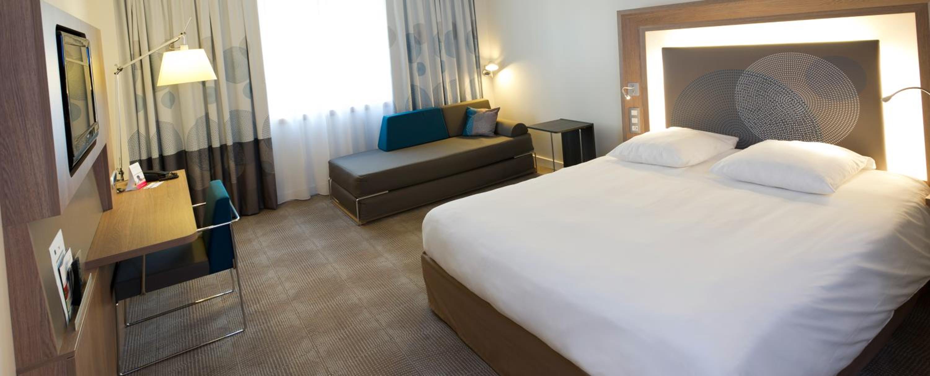 Premium Superior Room with 1 Double Bed and Sofa