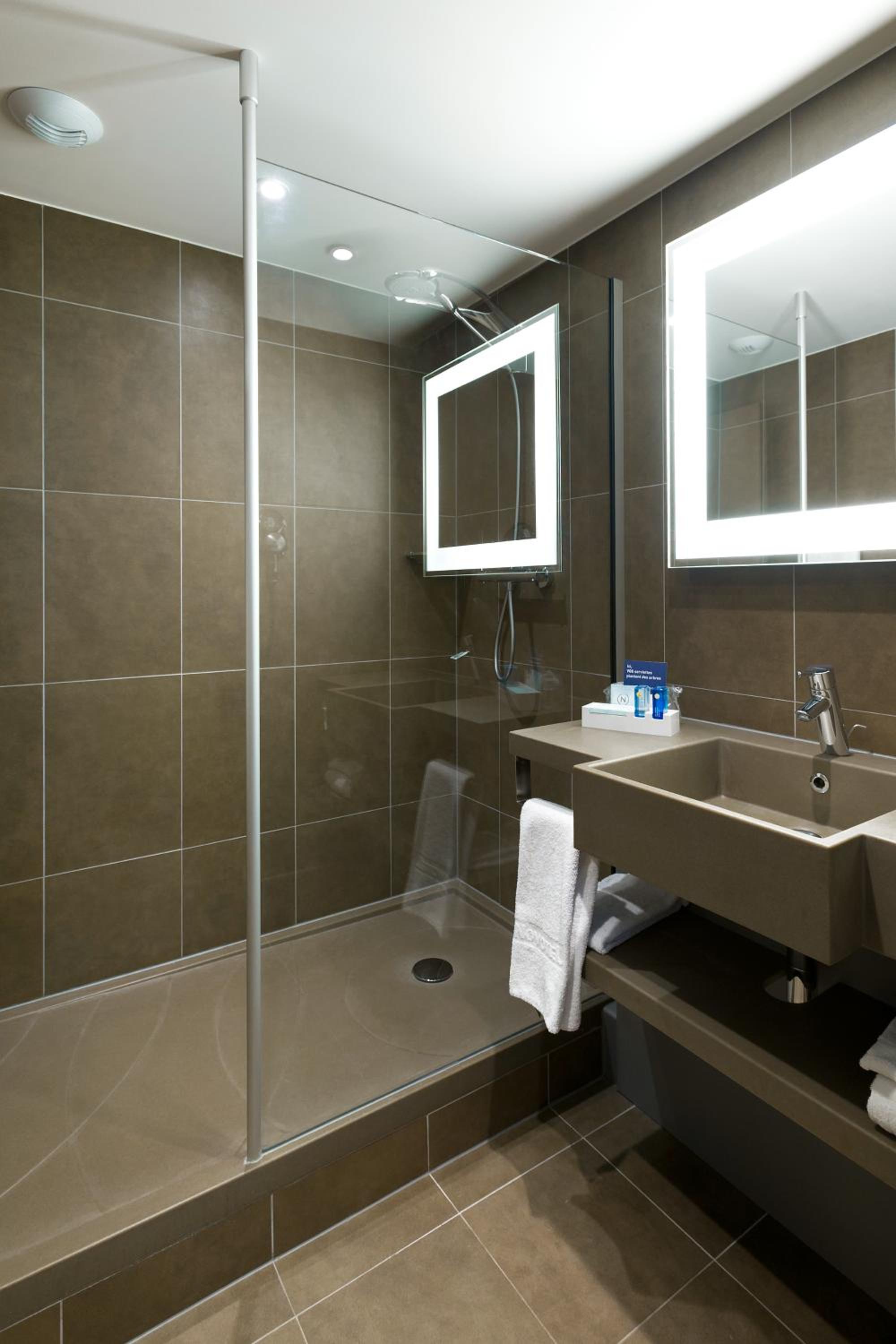 Premium Superior Room with 1 Double Bed and Sofa