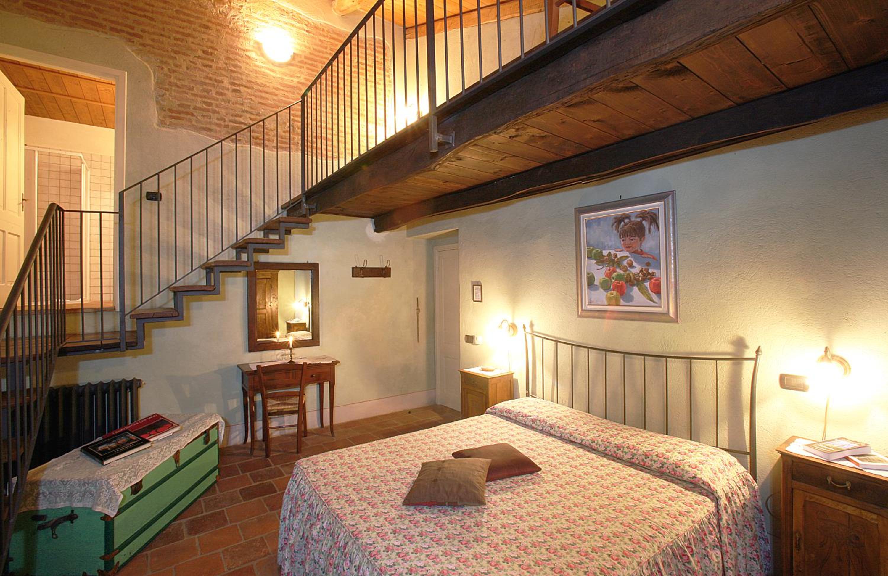 Quadruple Room with Private Bathroom photo 3