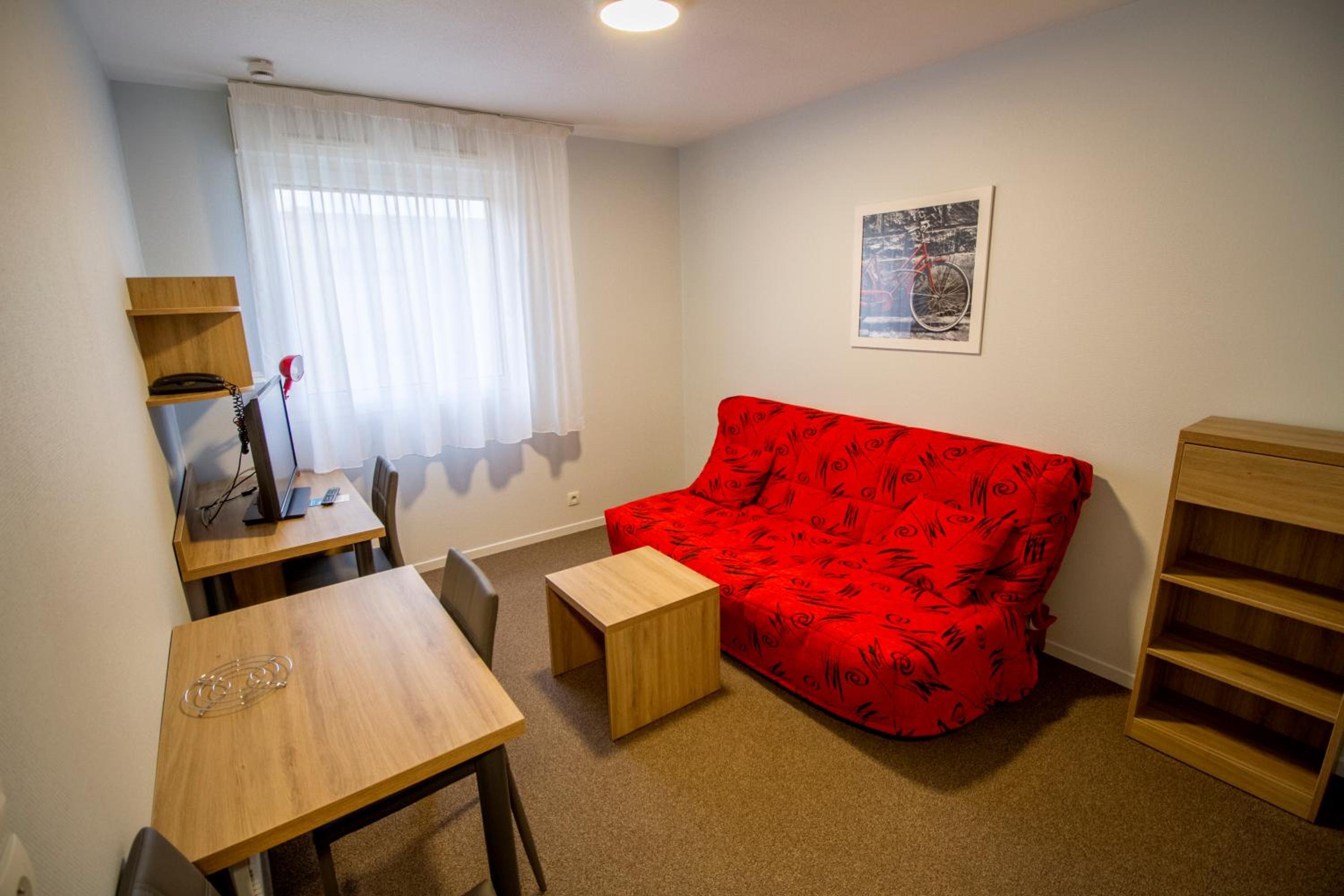 Apartment - Photo 11
