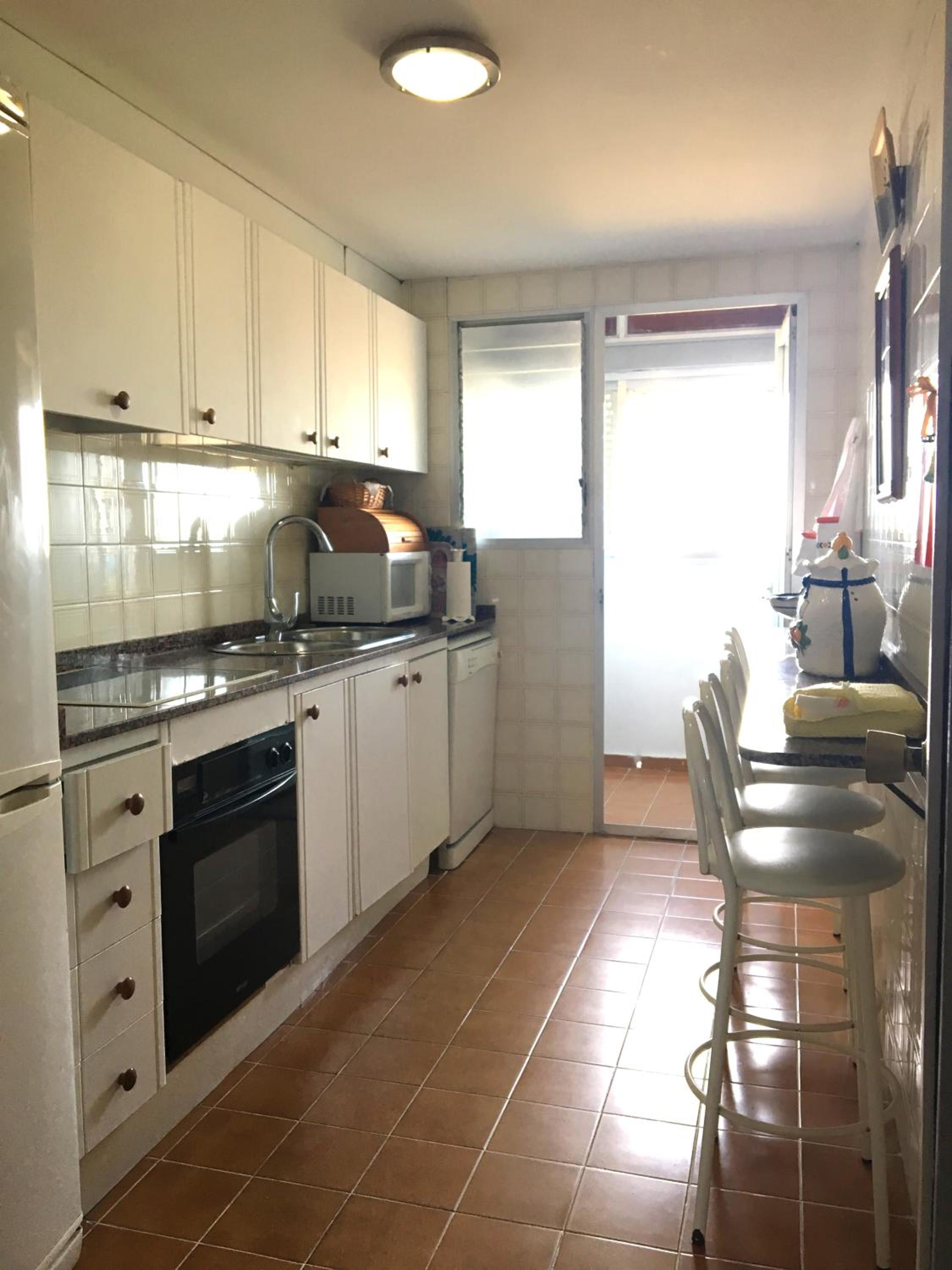 Apartment with Sea View - Photo 31