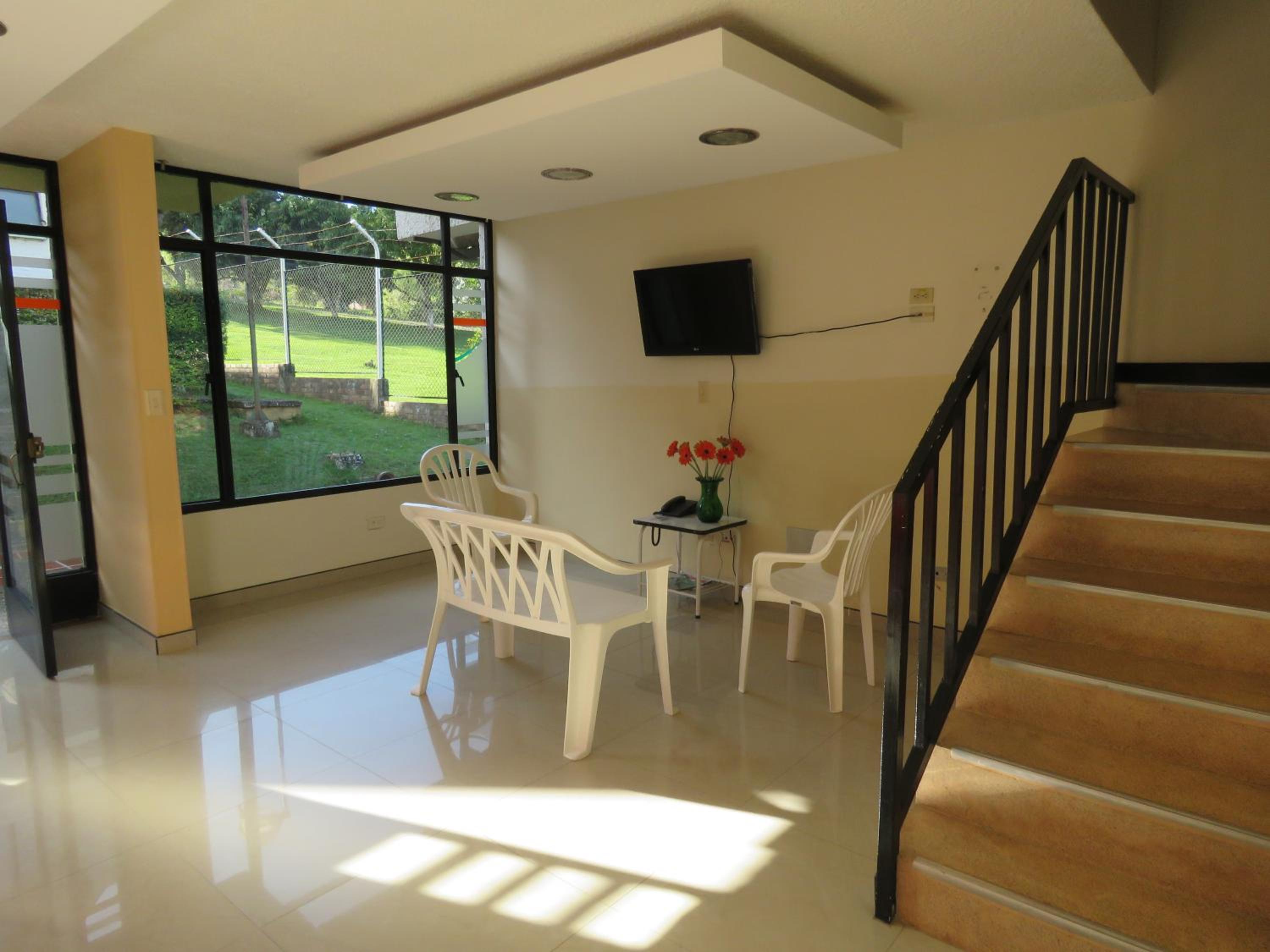 Three-Bedroom Bungalow photo 3