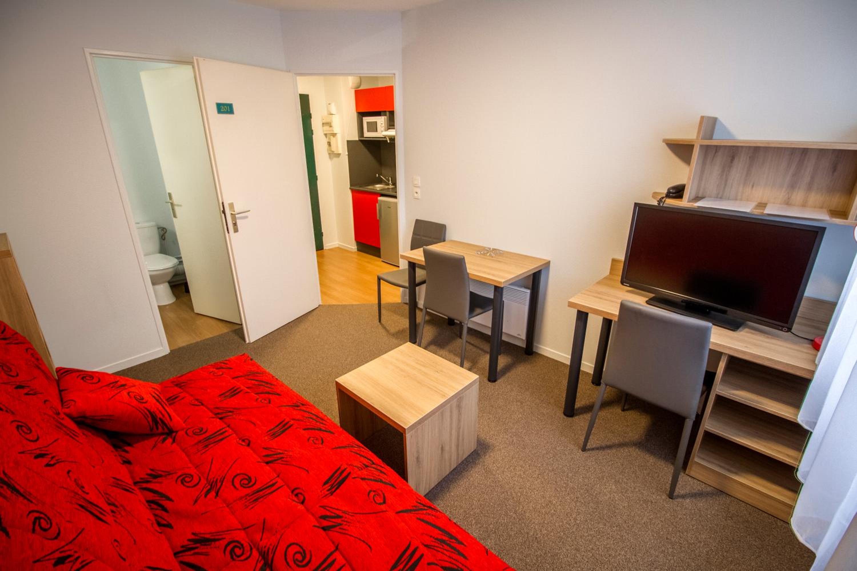 Apartment - Photo 13
