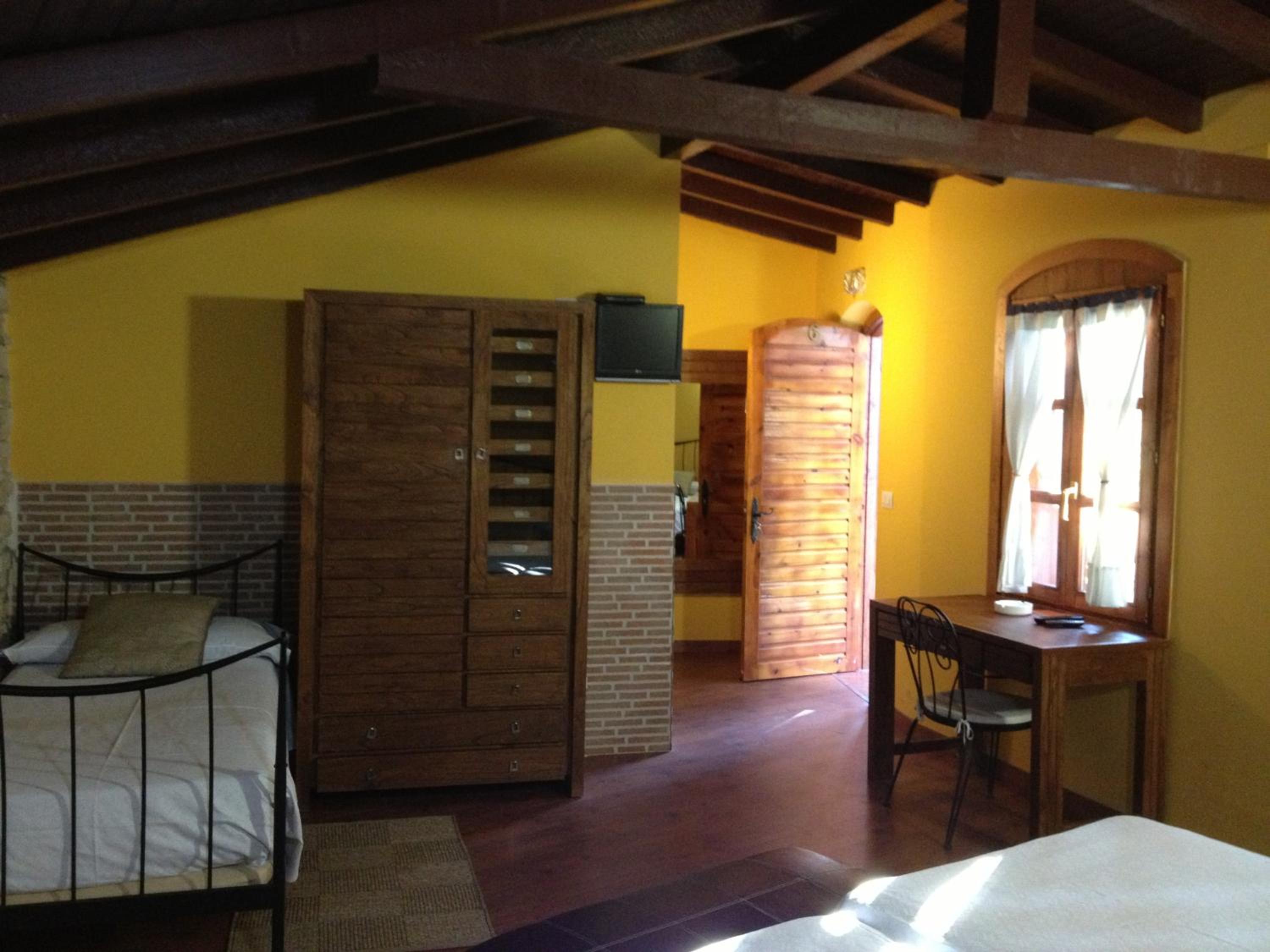 Triple Room - Photo 1