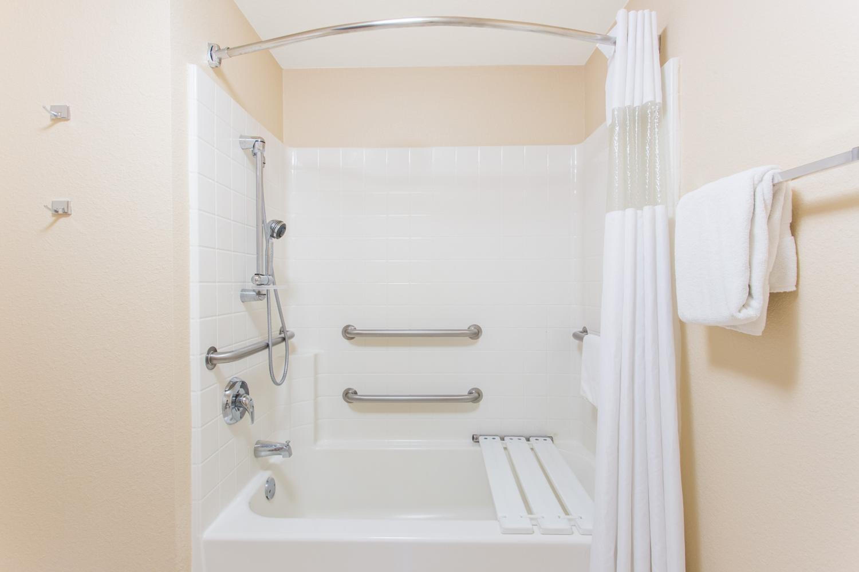 Double Room with Two Double Beds - Mobility Access/Non-Smoking - Photo 3