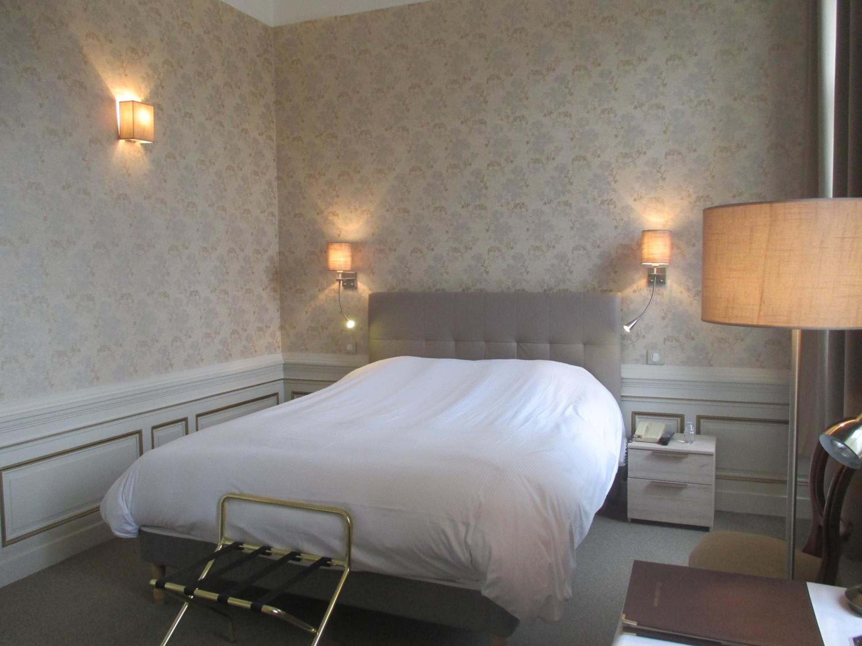 Basic Double Room photo 3